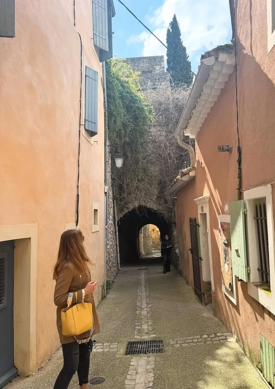 side street in Nyons