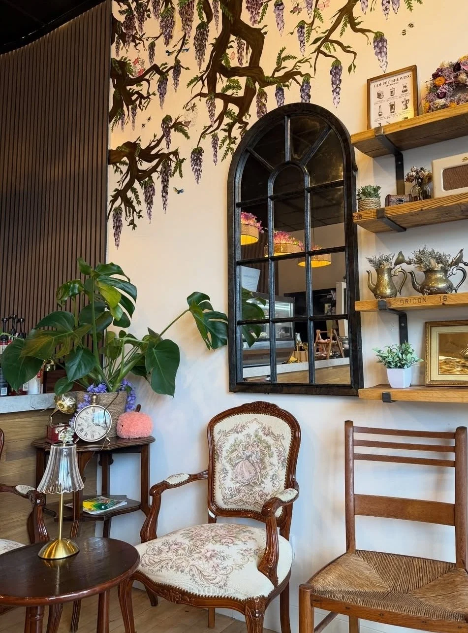 cozy cafe in glasgow