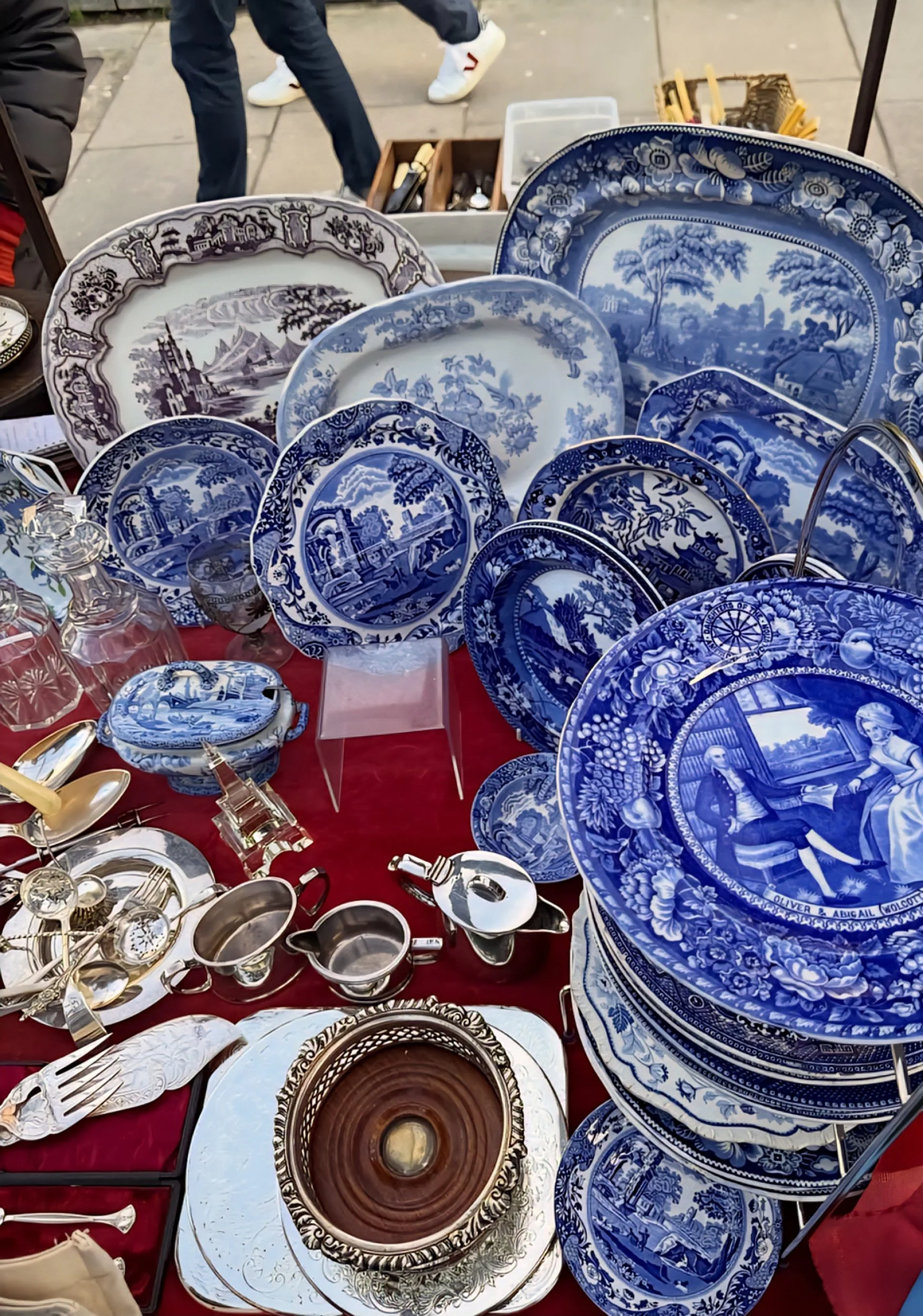 ceramics at Vaison-la-Romaine Market