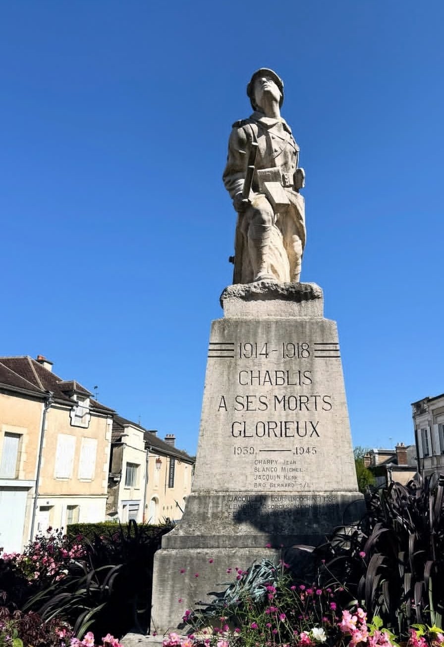 chablis statue