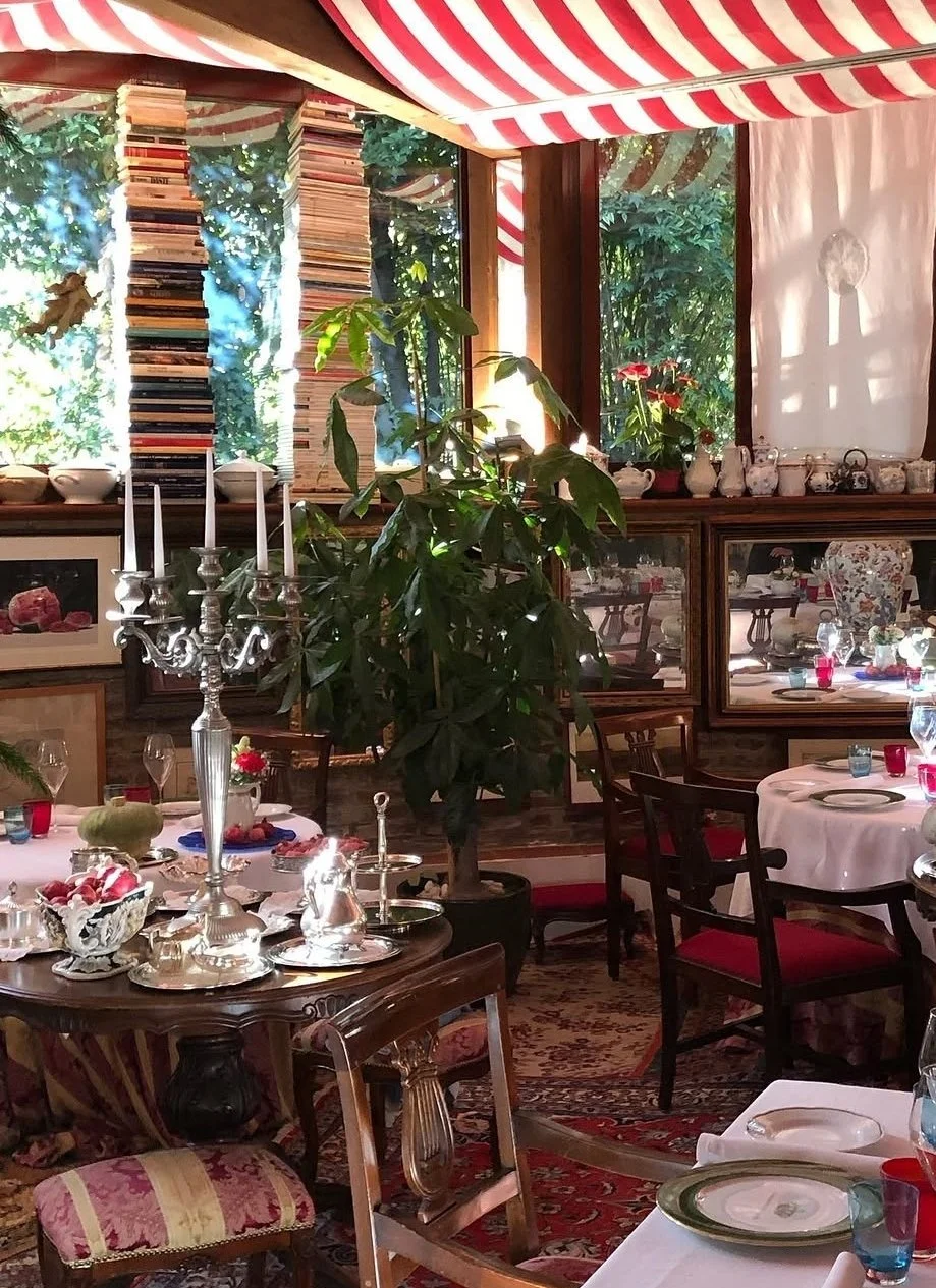 indoor seating in restaurant in mantua, italy
