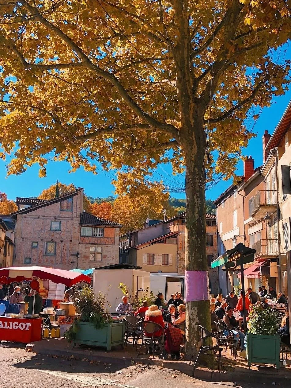 market in Figeac