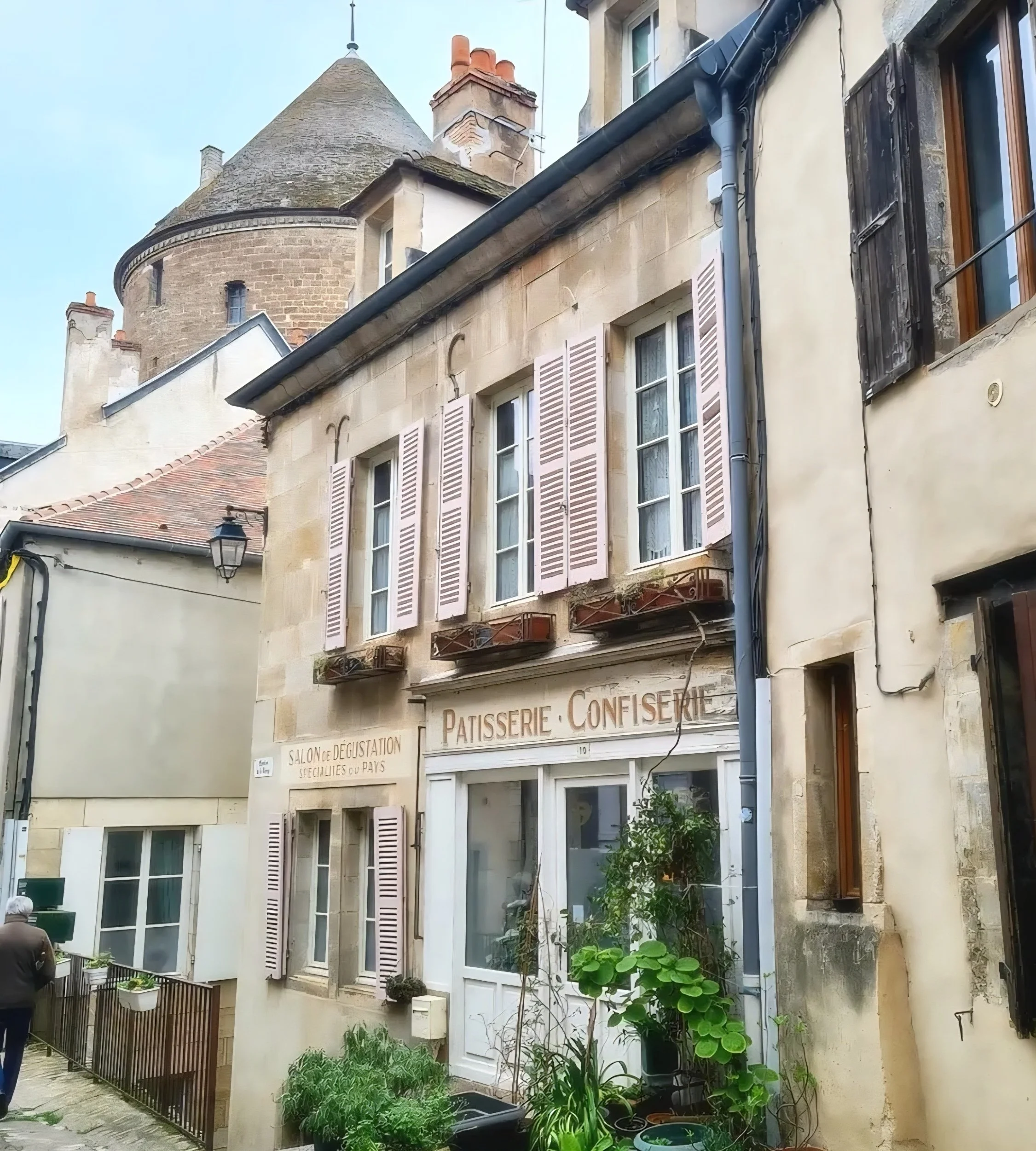 Architecture in Semur