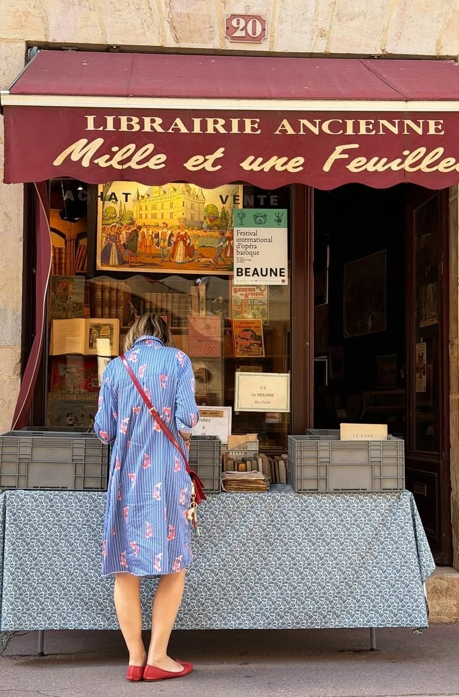 book shop in beaune