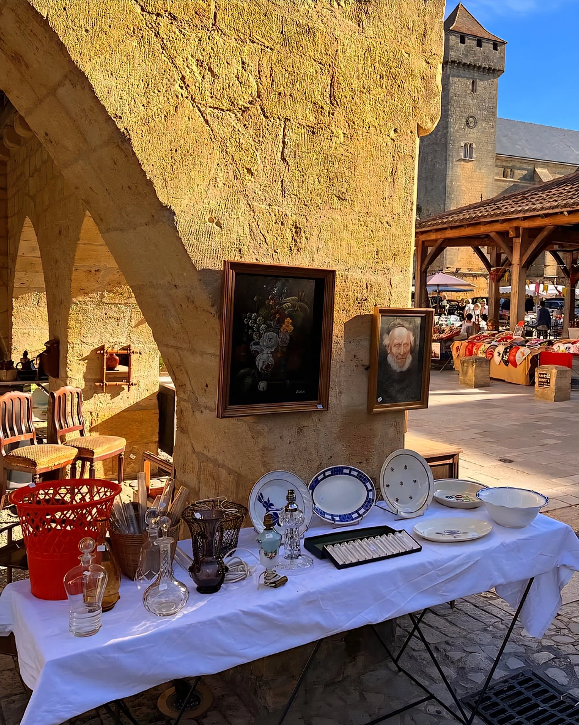 flea market in dordogne