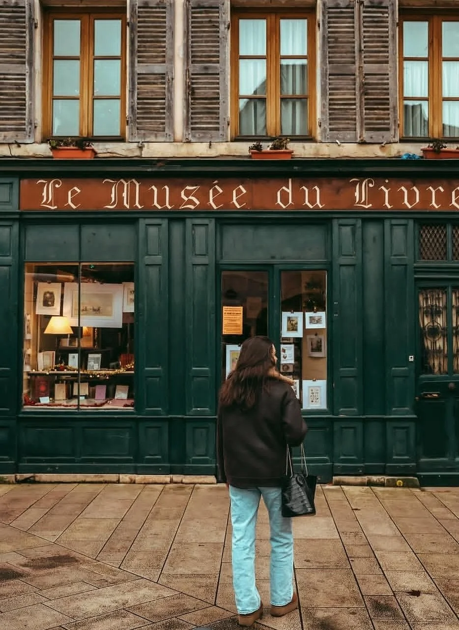 museum burgundy