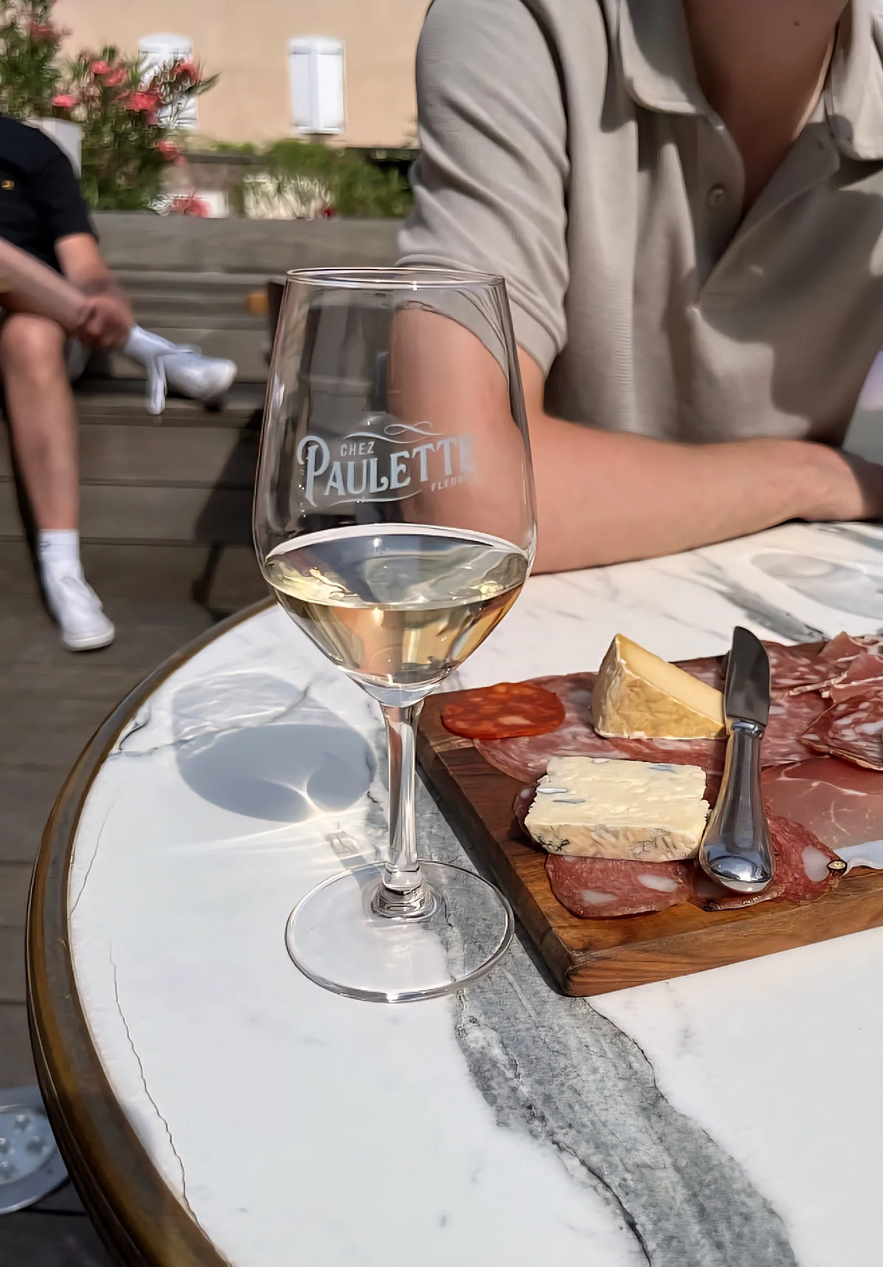 cheese board in Mâcon-Ville.jpg