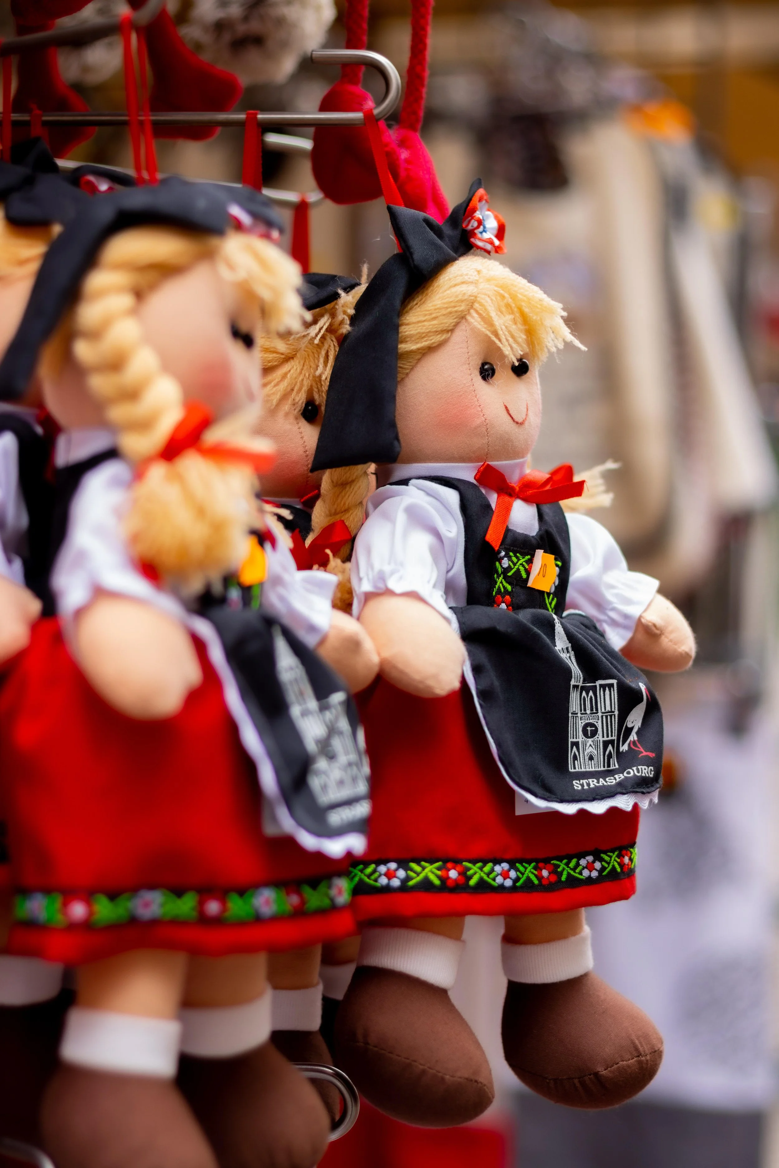 doll market