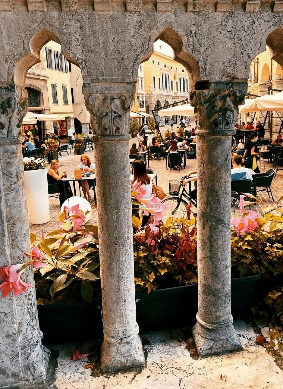 udine street square.jpg