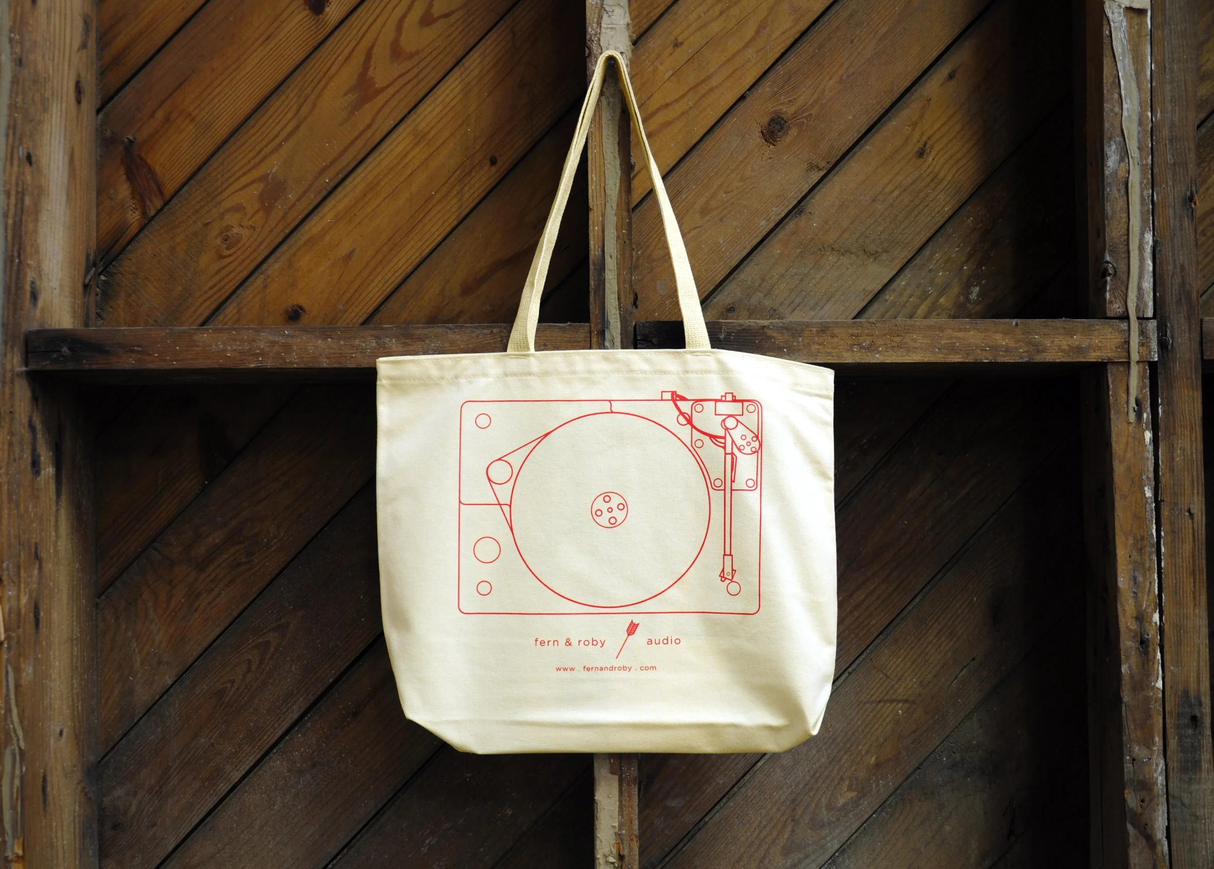 tote on wall 2.jpg
