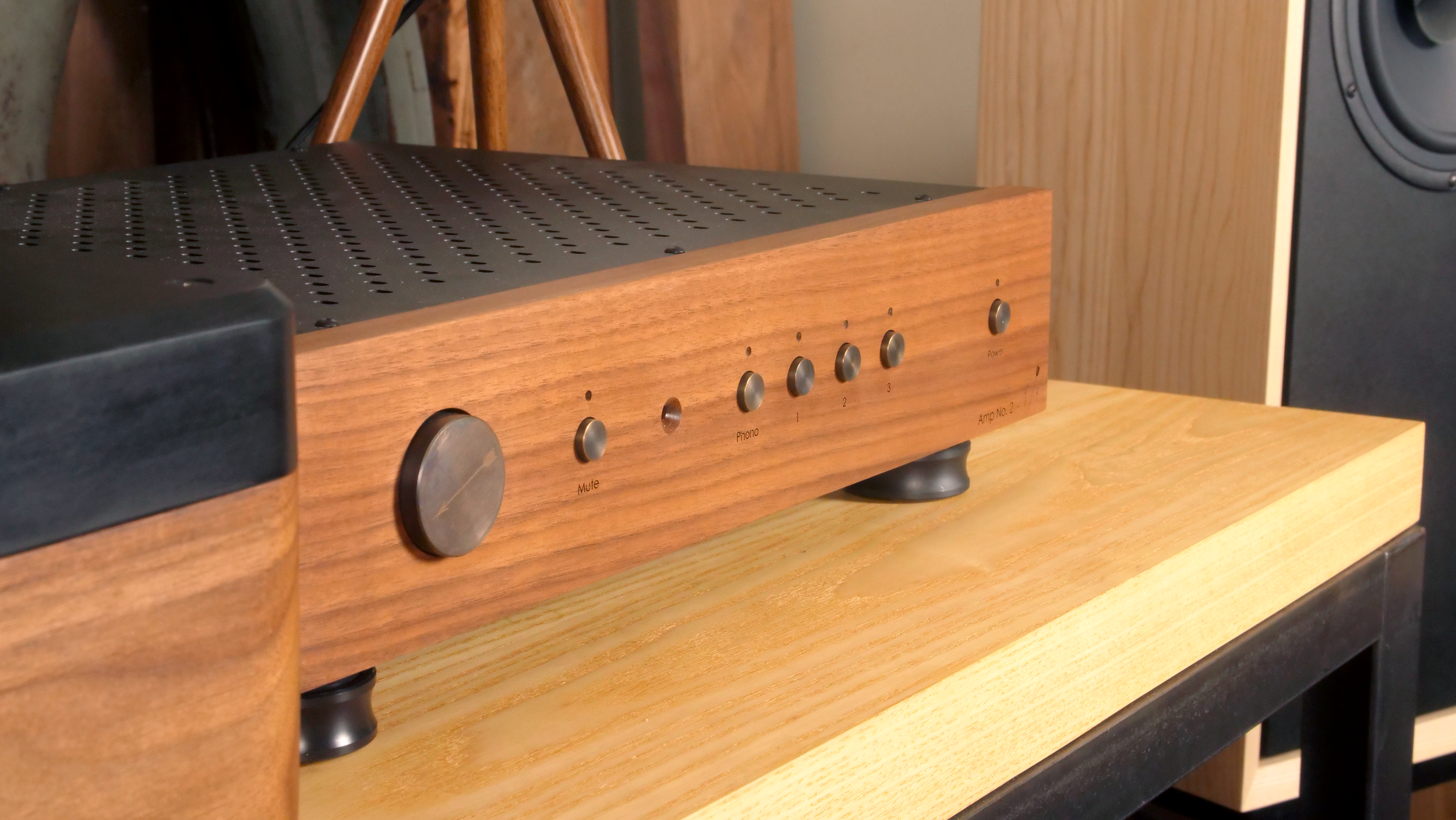 Solid state integrated amplifier by fern and roby