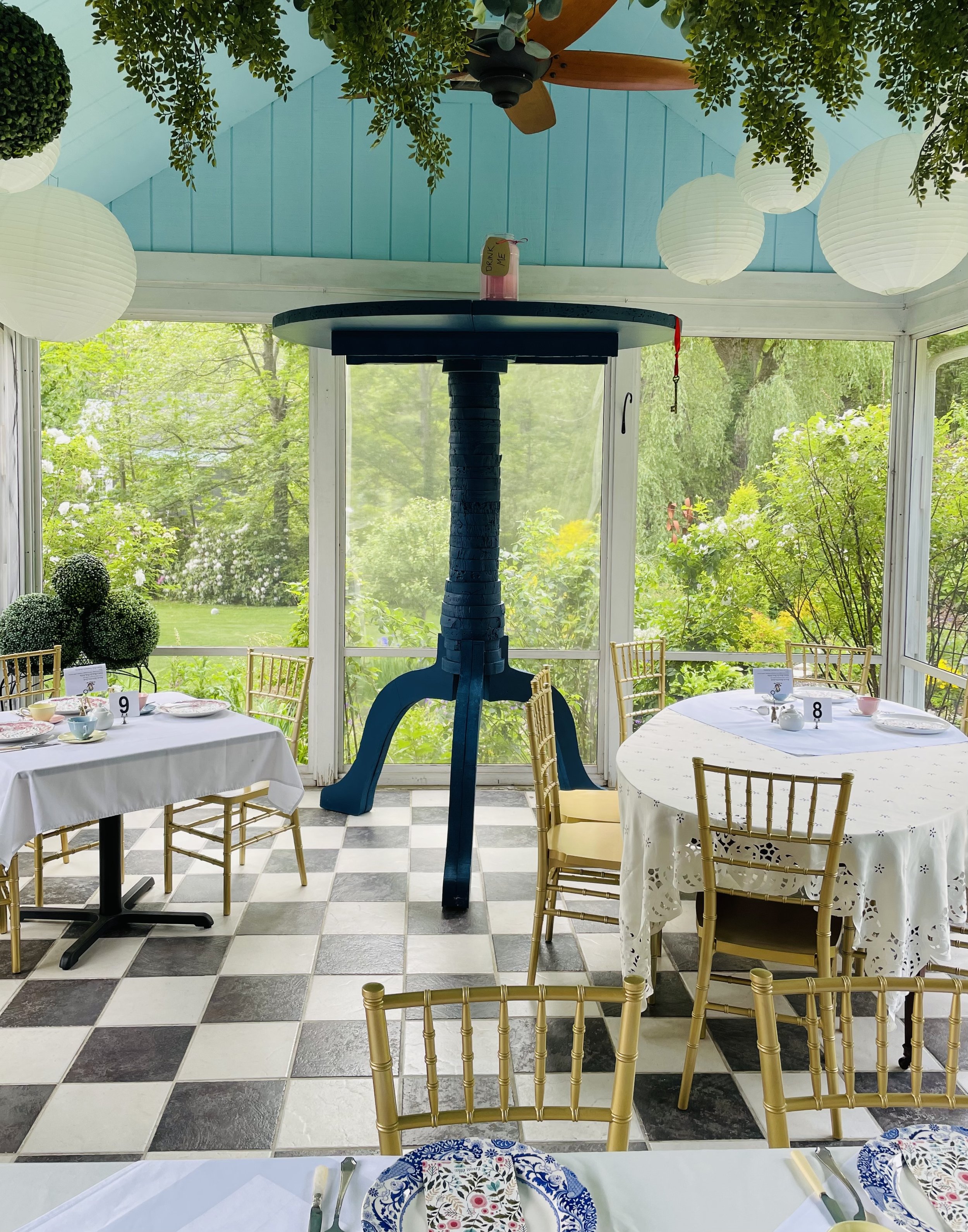 Alice in Wonderland Tea