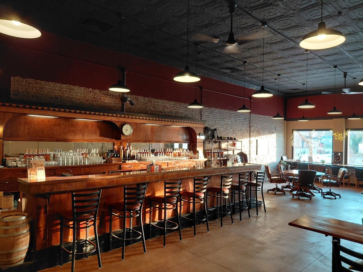 tasting room.jpg