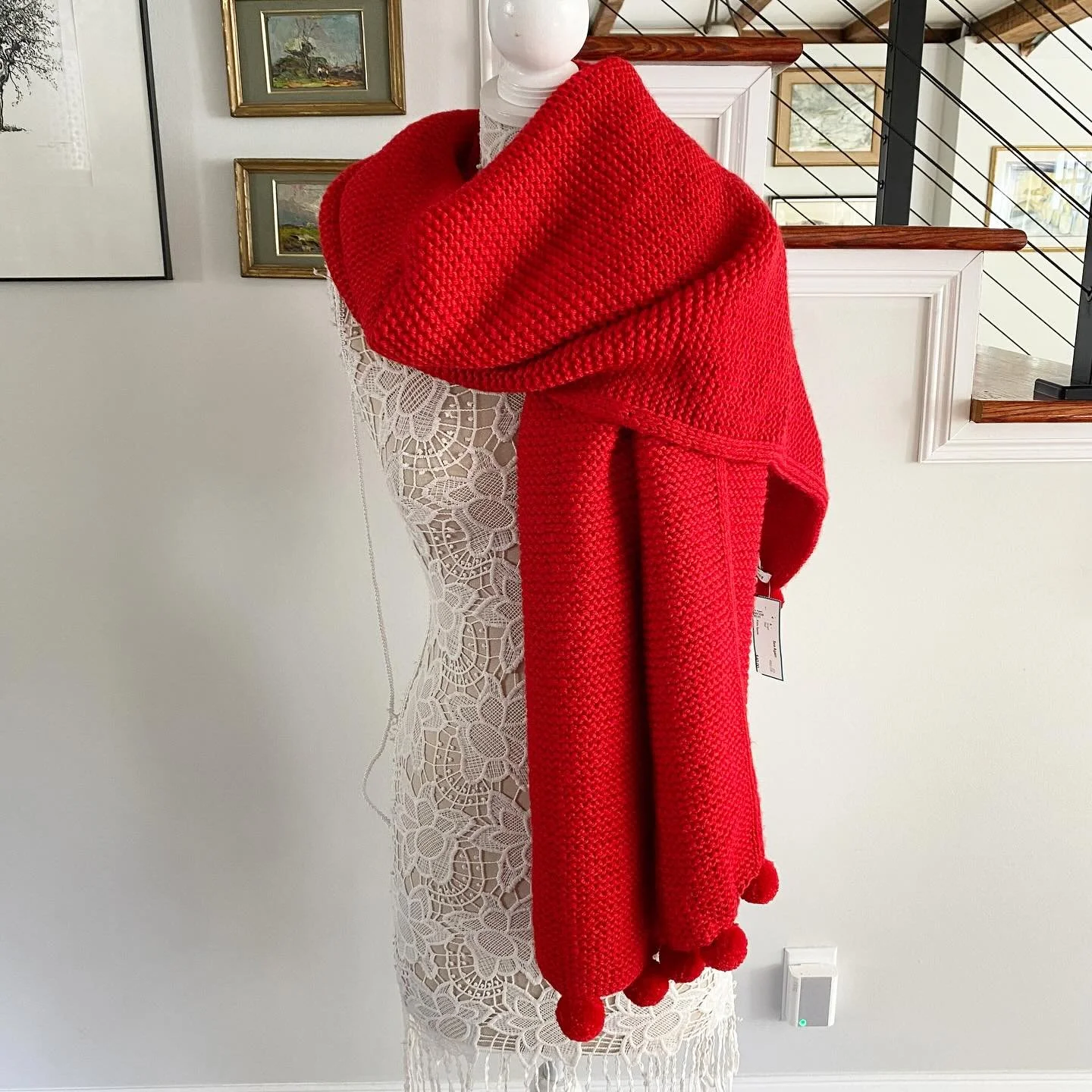 Oversized Kate Spade &spades;️ scarf * $40
.
.
$8 shipping continental US
.
.
FOLLOW OUR BACKUP ACCOUNT: @seaagainconsignment
.
.
#shoplocal #shopsmall #shoprockport #neverpayretail #consignment #secondhand #fashionista #rockportma #seaagainaccessori