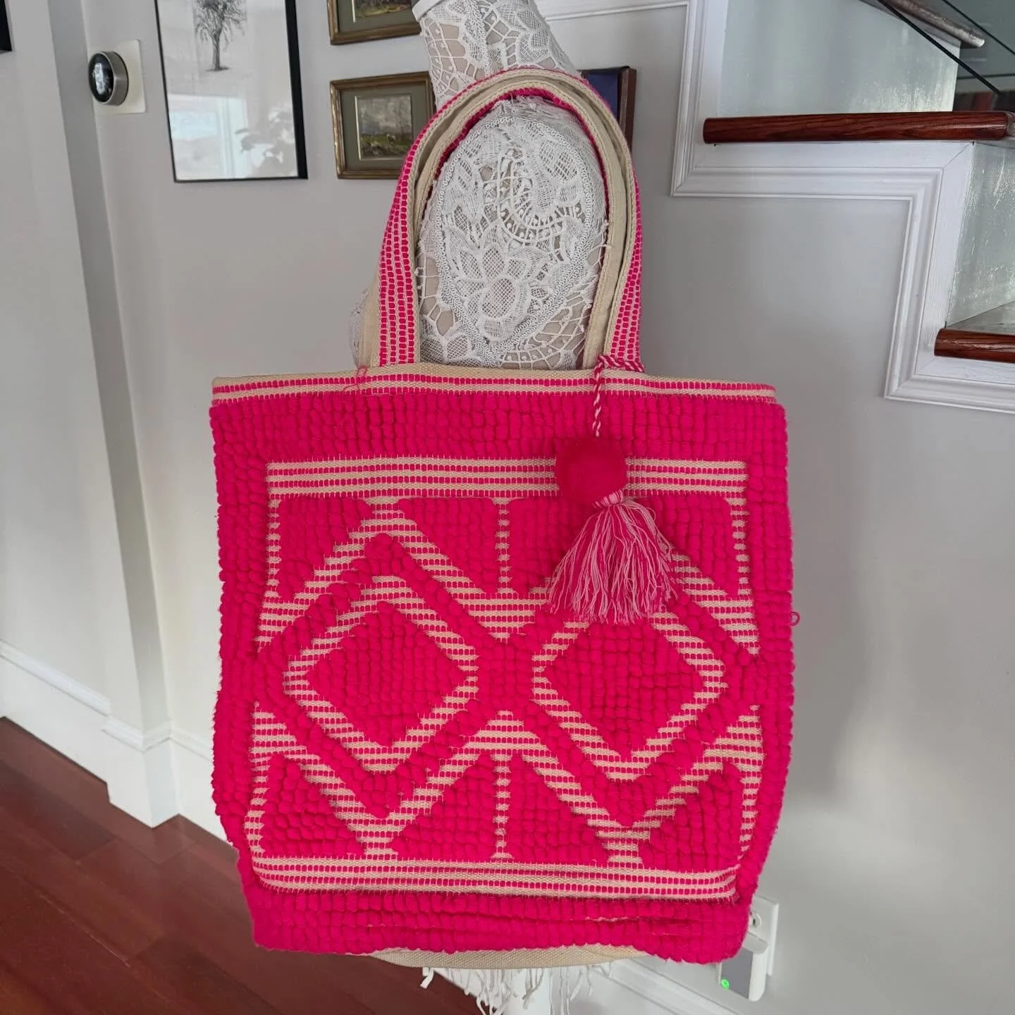 Absolutely AWESOME and ENORMOUS Lovestitch yarn tote * $40
.
.
$8 shipping continental US
.
.
FOLLOW OUR BACKUP ACCOUNT: @seaagainconsignment