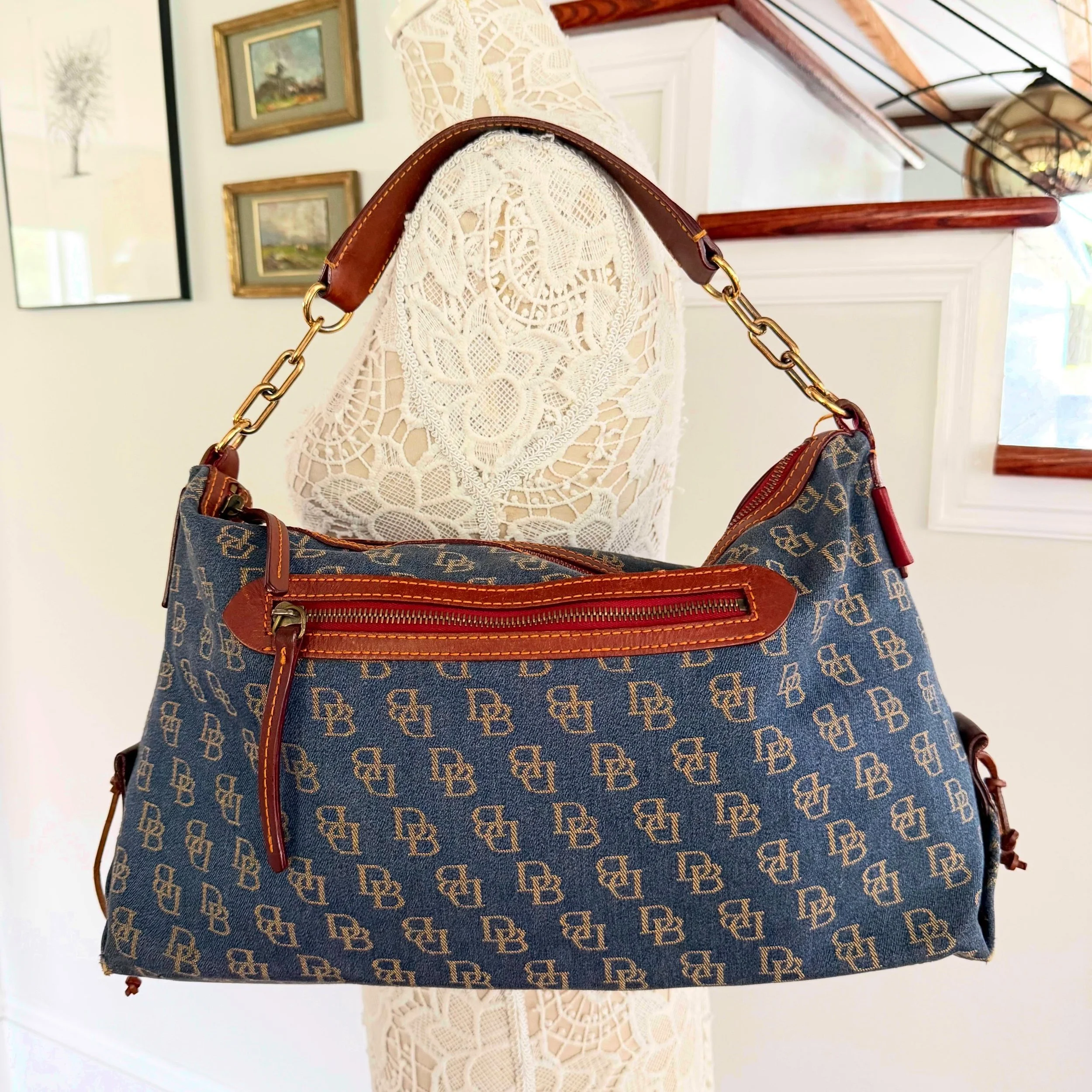 D&amp;B monogram denim shoulder bag 
$98
.
.
$8 shipping continental US
Free shipping for purchases over $100
.
.
FOLLOW OUR BACKUP ACCOUNT: @seaagainconsignment