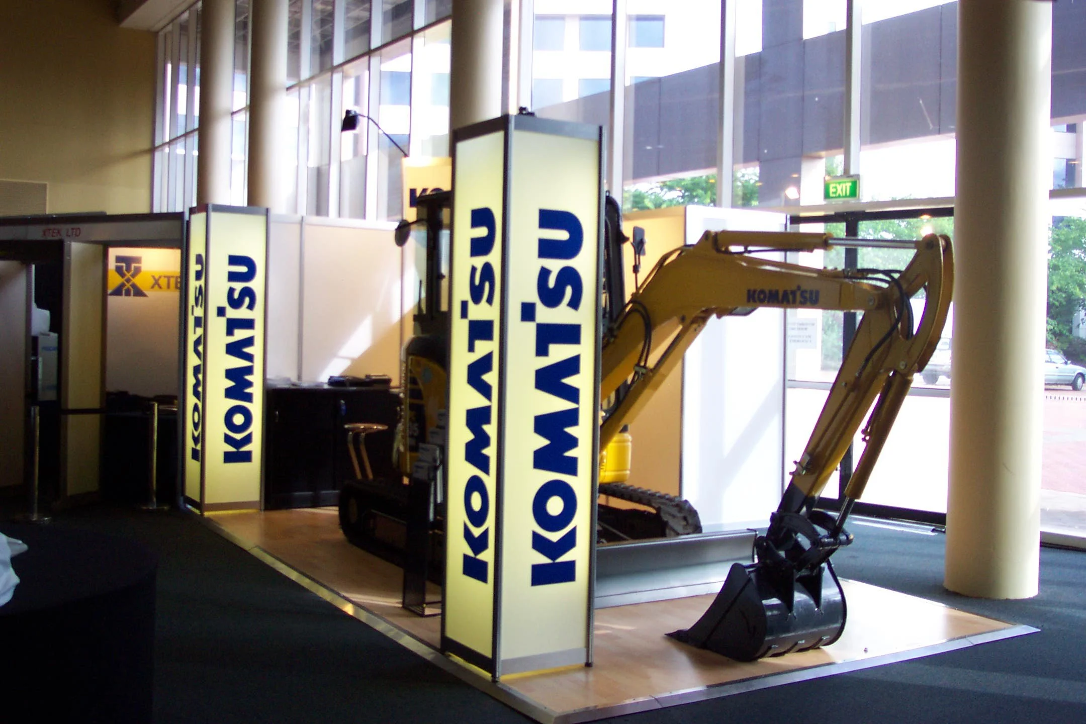 Backlit Stand Pillars