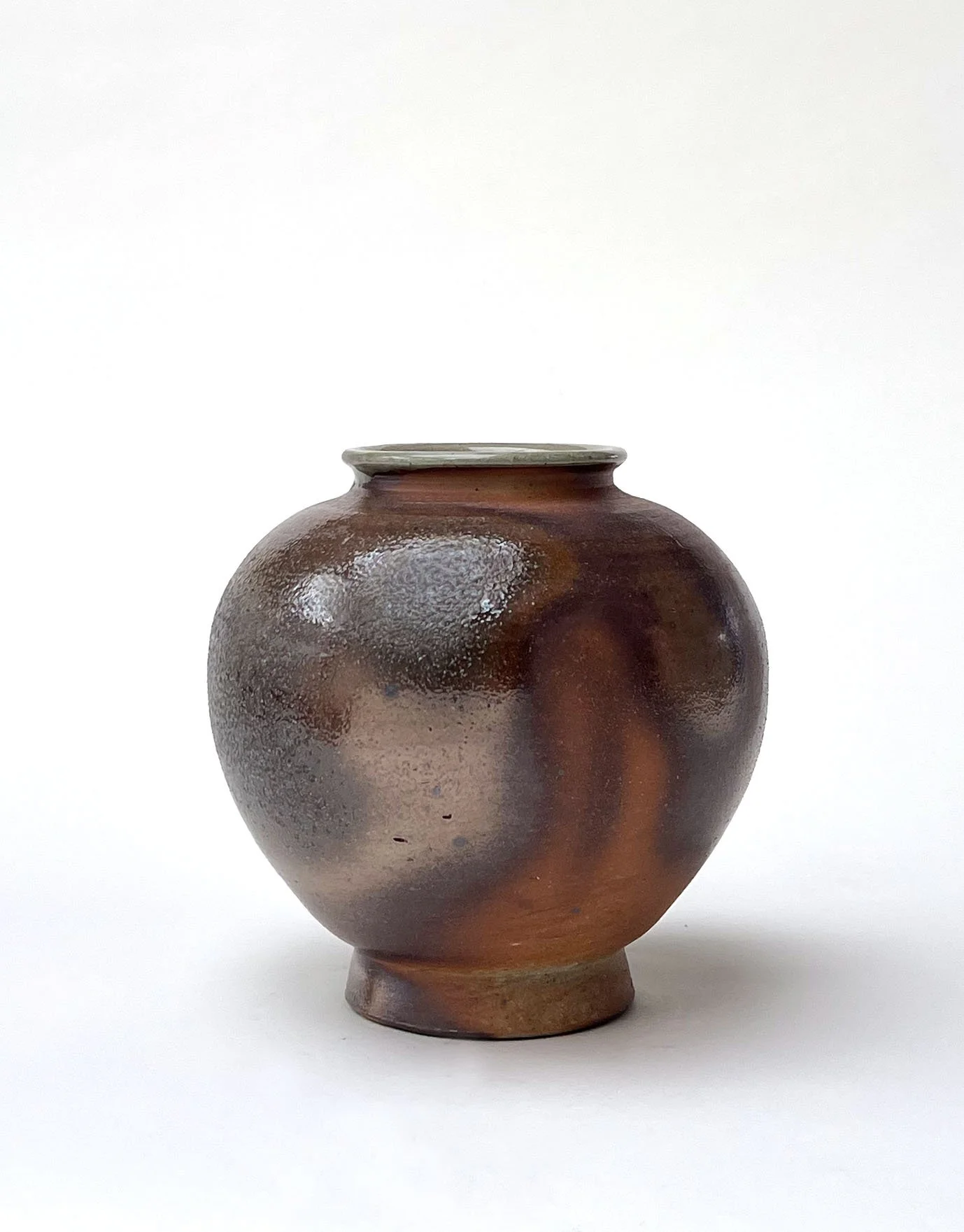 Wood fired jar, 8 x 7 x 8"