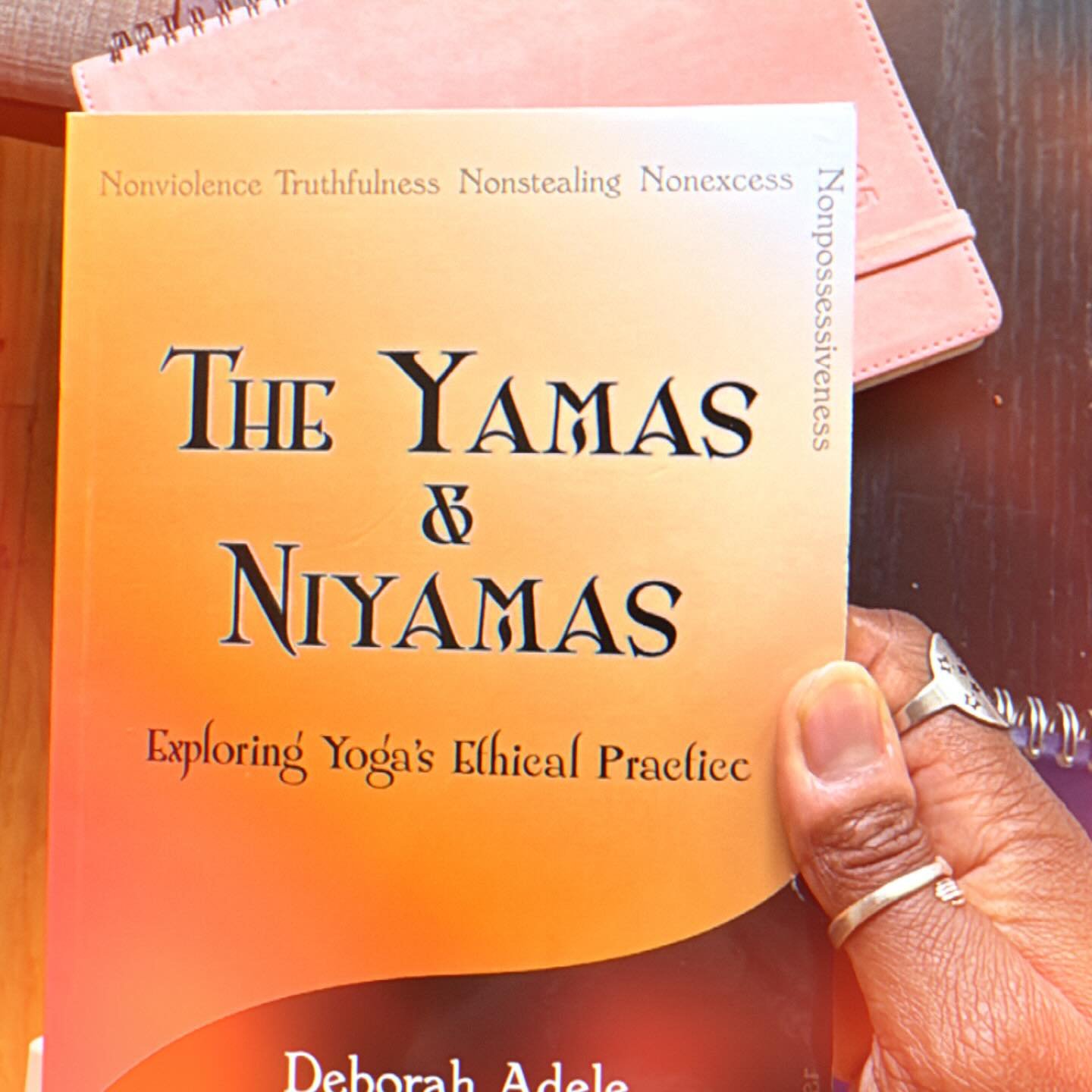Take 2 🎬
#breathewithjoyce
#yamas
#niyamas
#ethical
#mindful
#love
