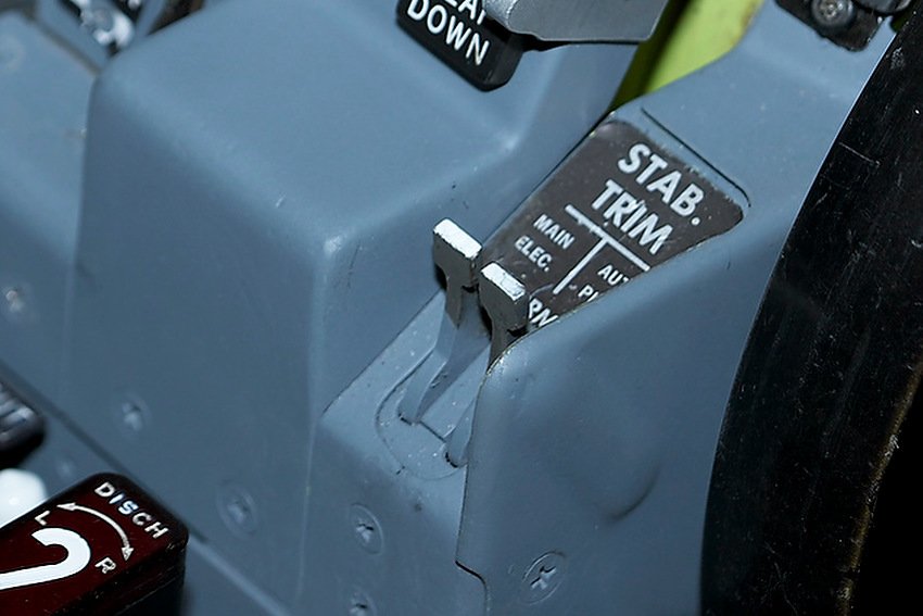 B737-300 Paddle-Type Stab Trim Switches