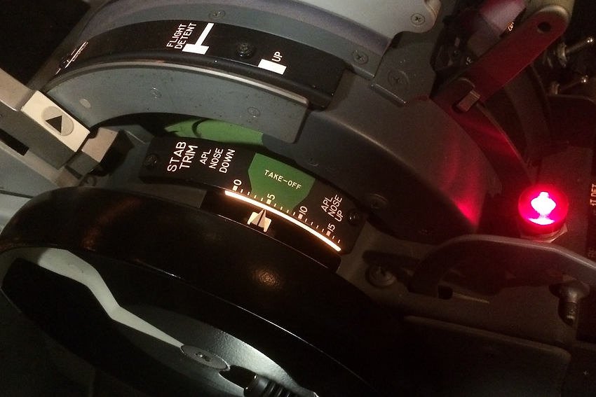 B737-600 NG Stab Trim Indicator Needle