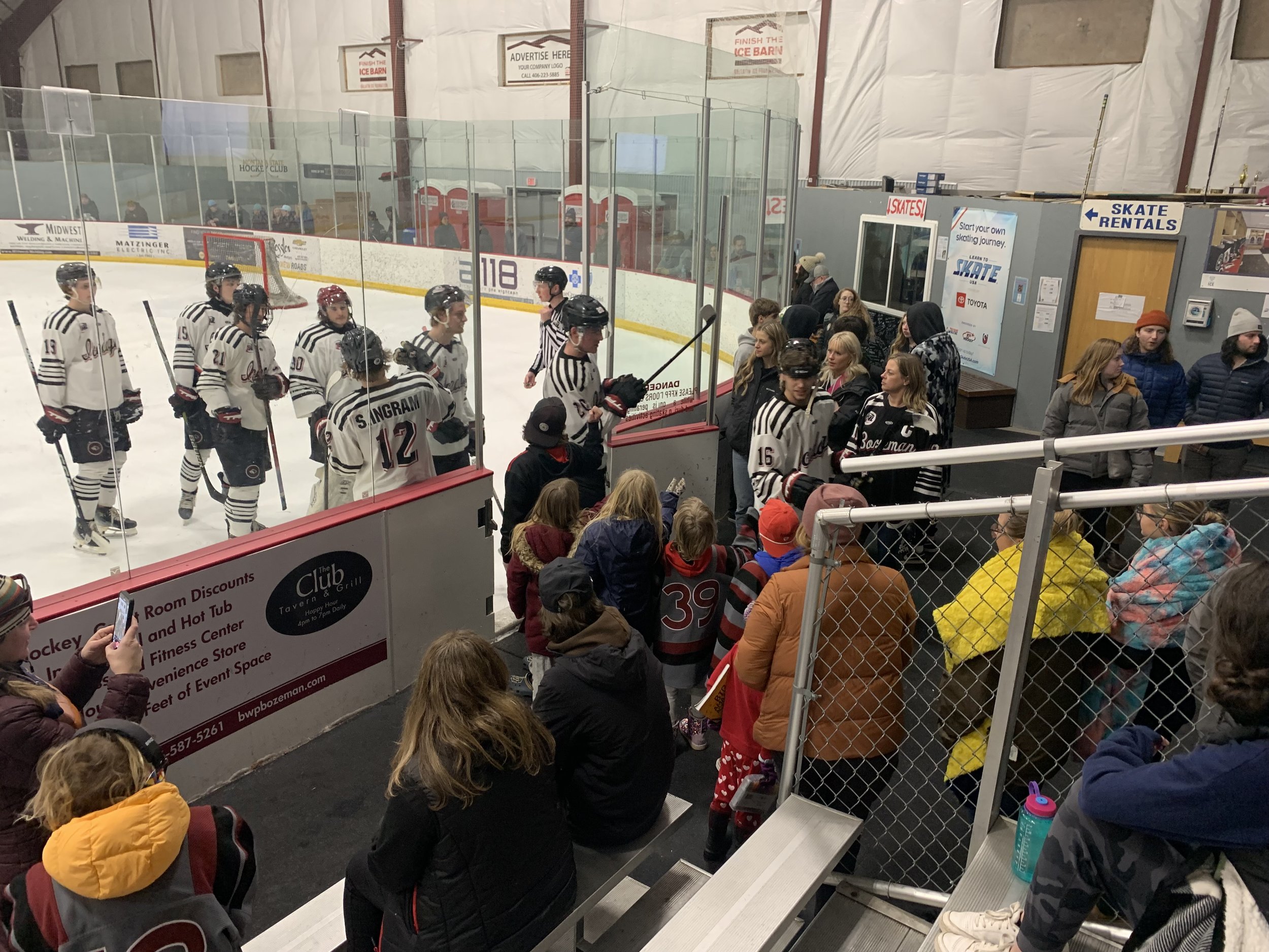Bozeman Icedogs Host Youth Hockey Practice in Big Sky A Cool