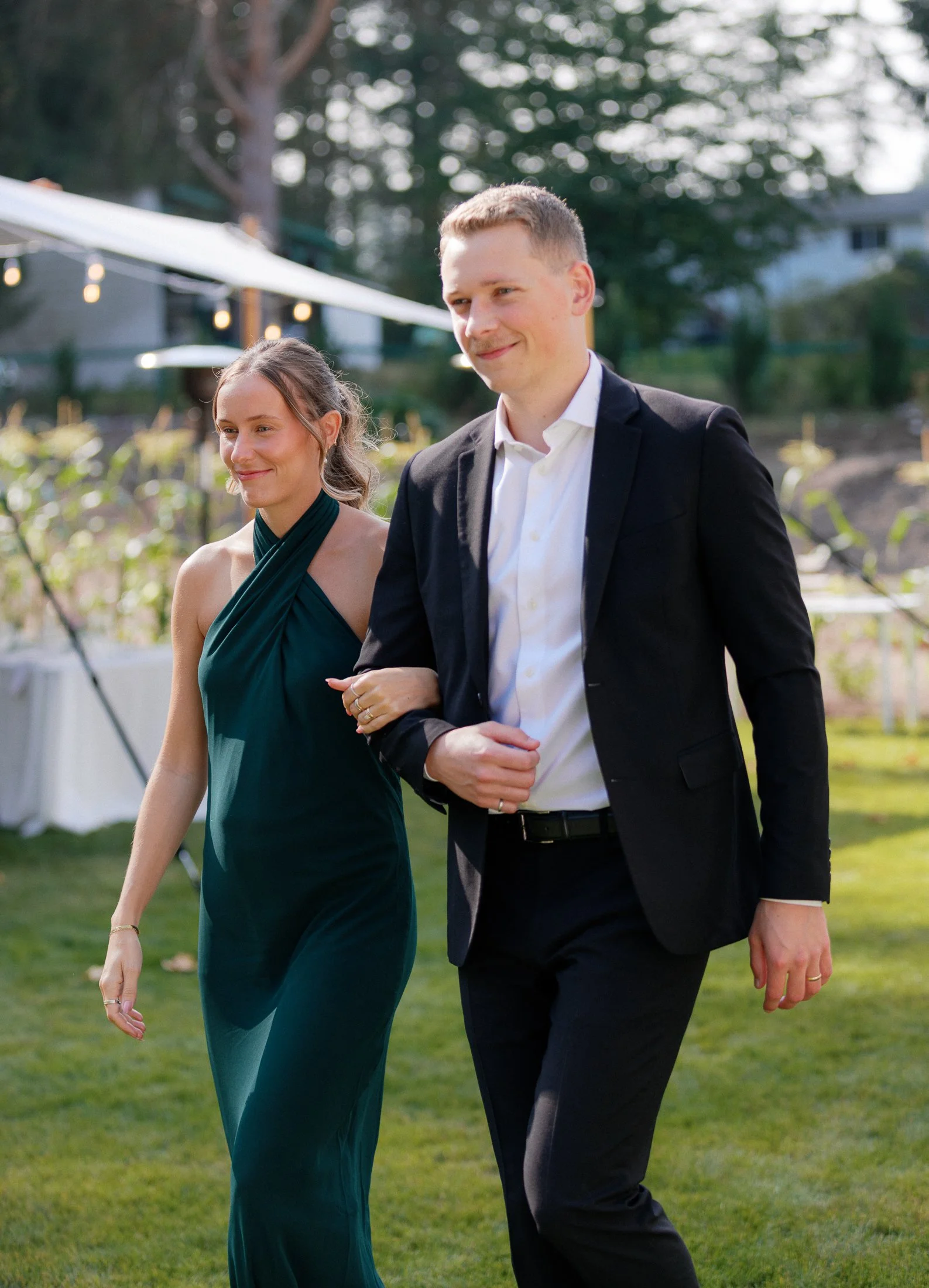 Modern Luxury Backyard Wedding Langley BC-39.jpg