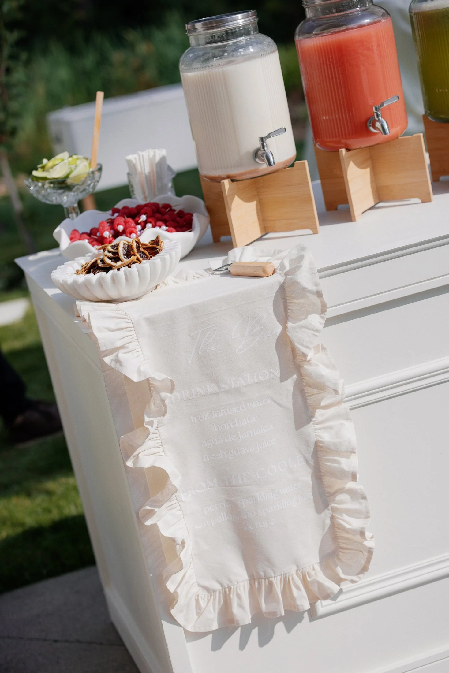 Modern Luxury Backyard Wedding Langley BC-37.jpg