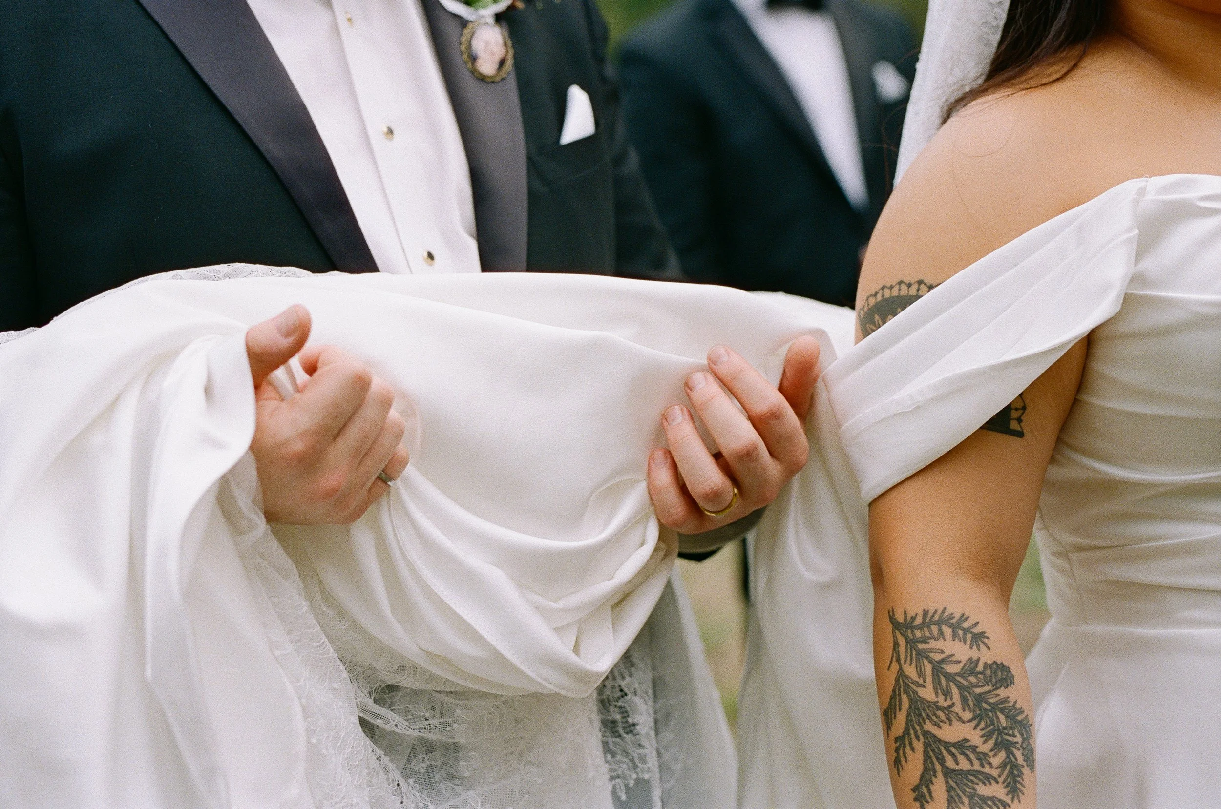 bridlewoods event center wedding photographer chilliwack-211.jpg