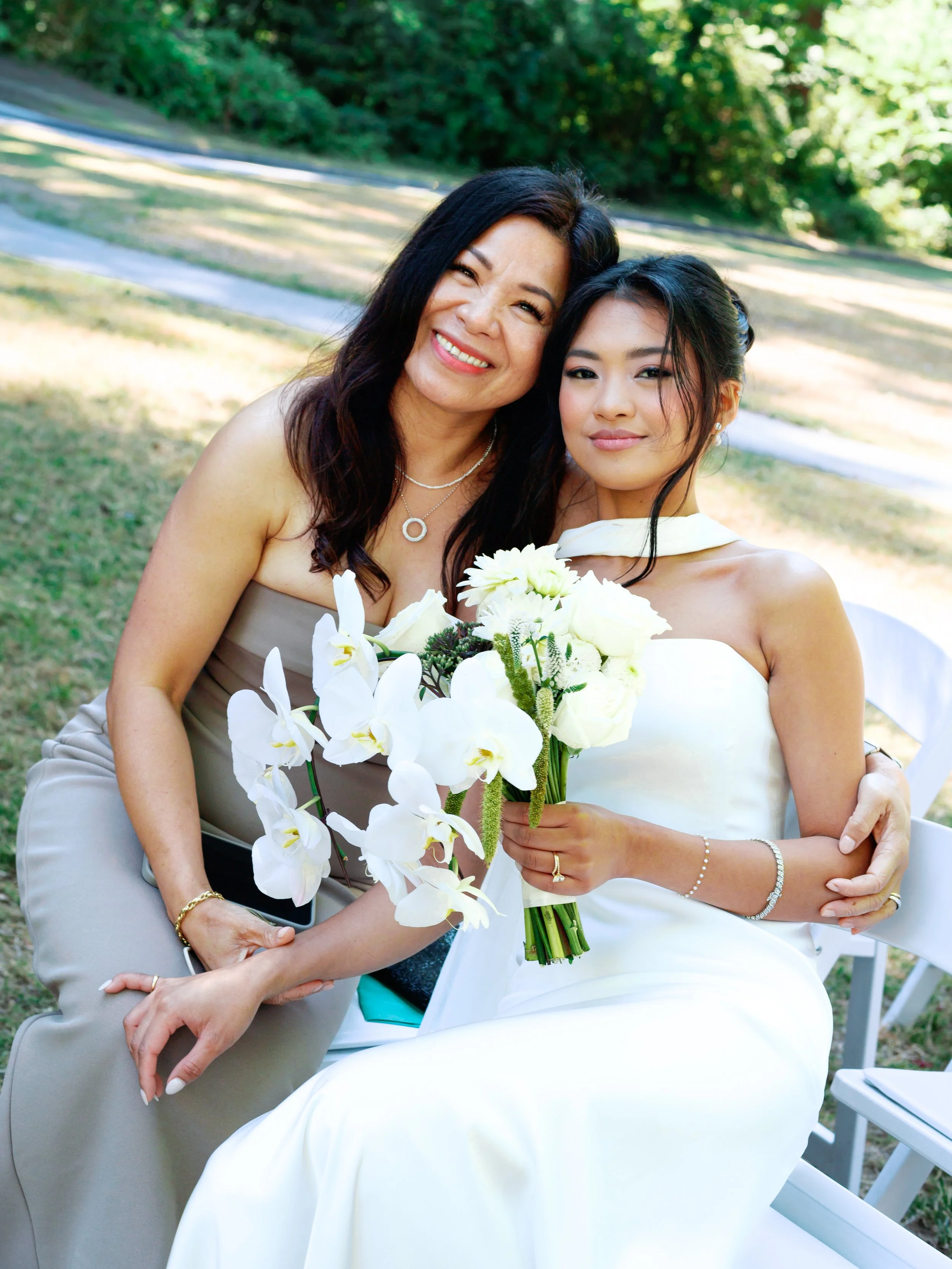 Stanely Park Tea House Wedding Photographer-235.jpg