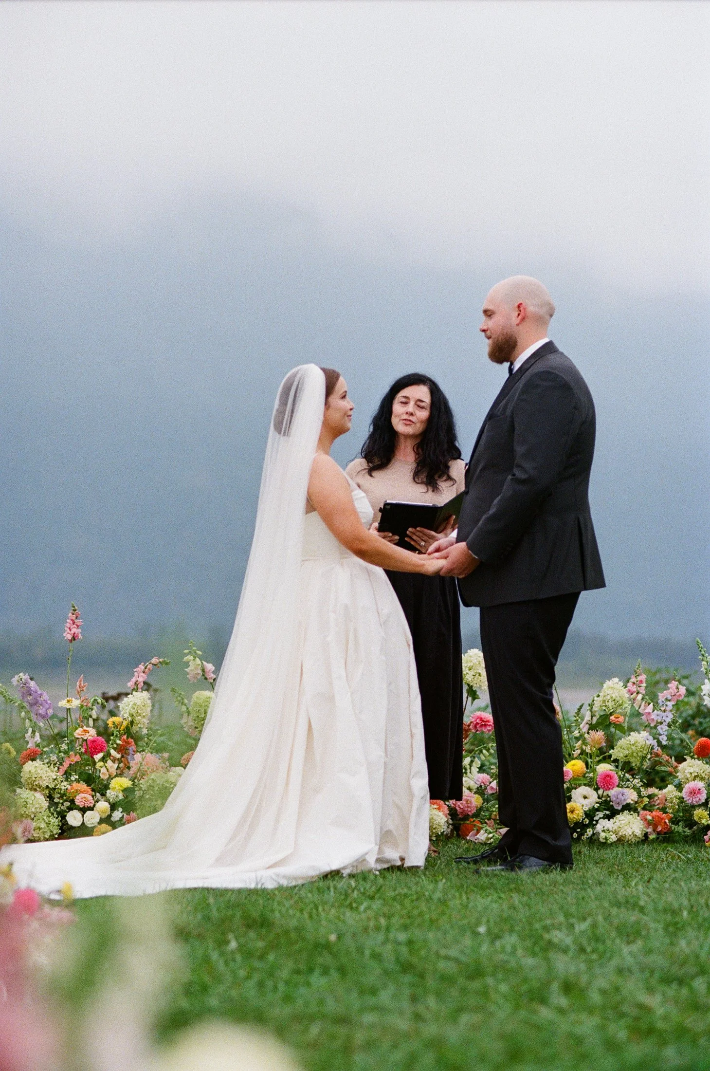 fraser river lodge wedding photographer-17.jpg