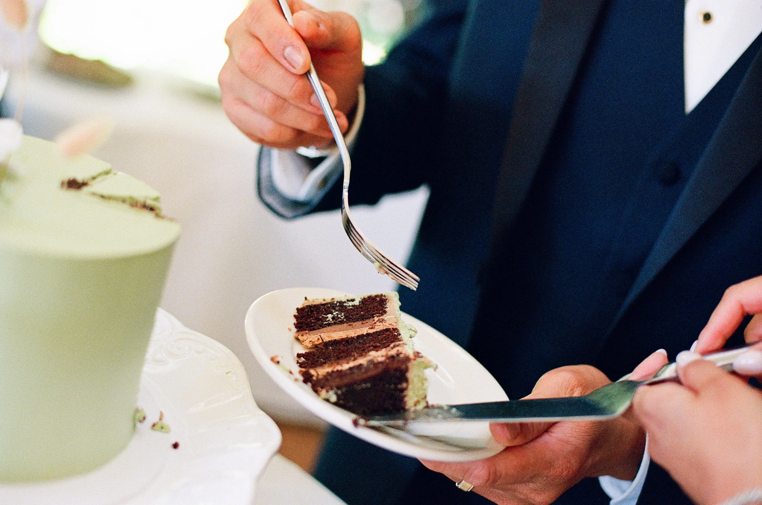 Stanely Park Tea House Wedding Photographer-317.jpg