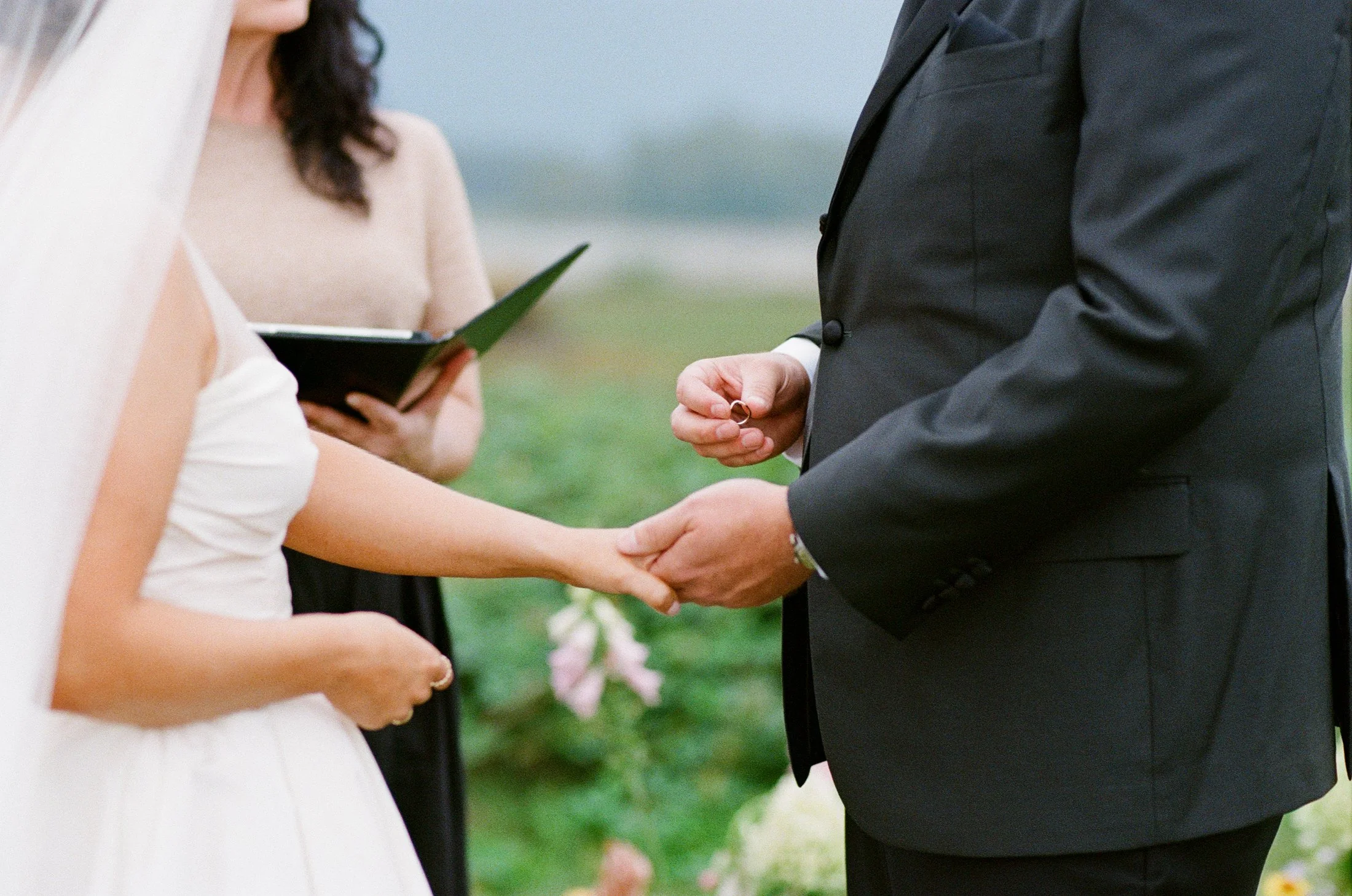 fraser river lodge wedding photographer-19.jpg