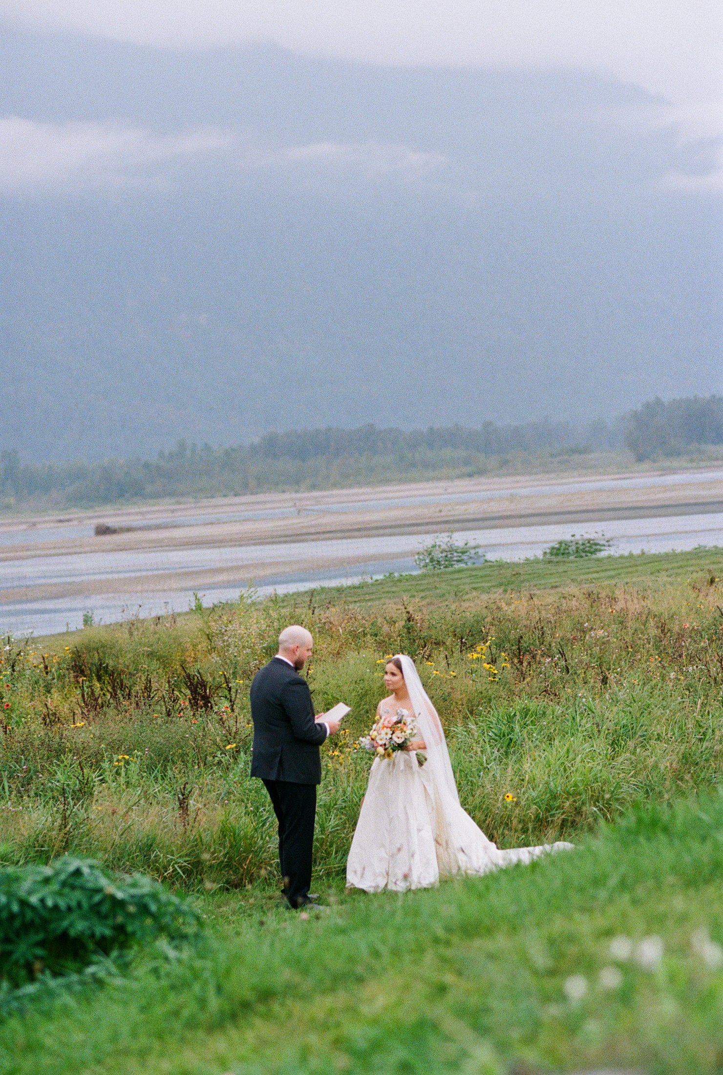 fraser river lodge wedding photographer-26.jpg