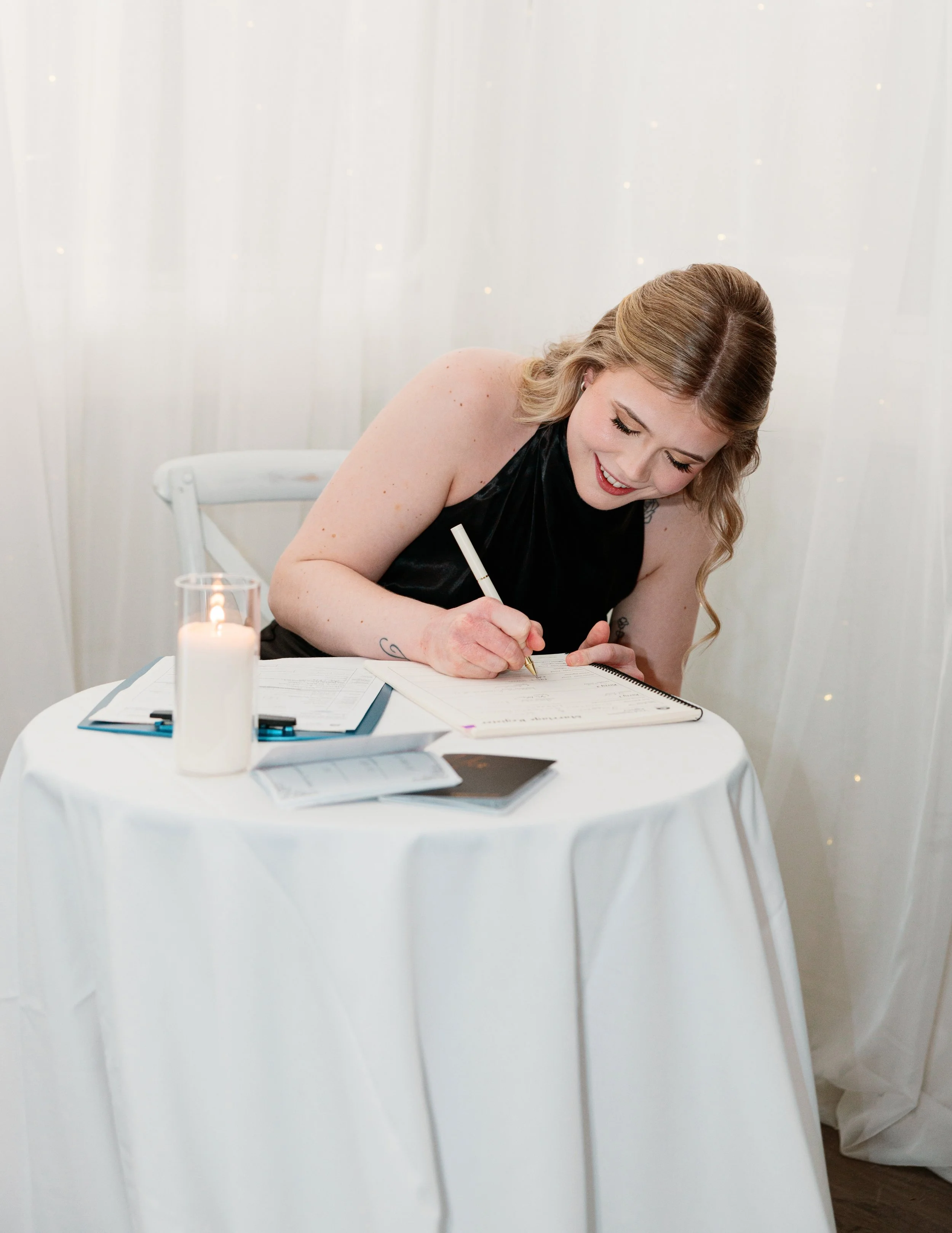 Julia Hindy Photo - 142.jpg