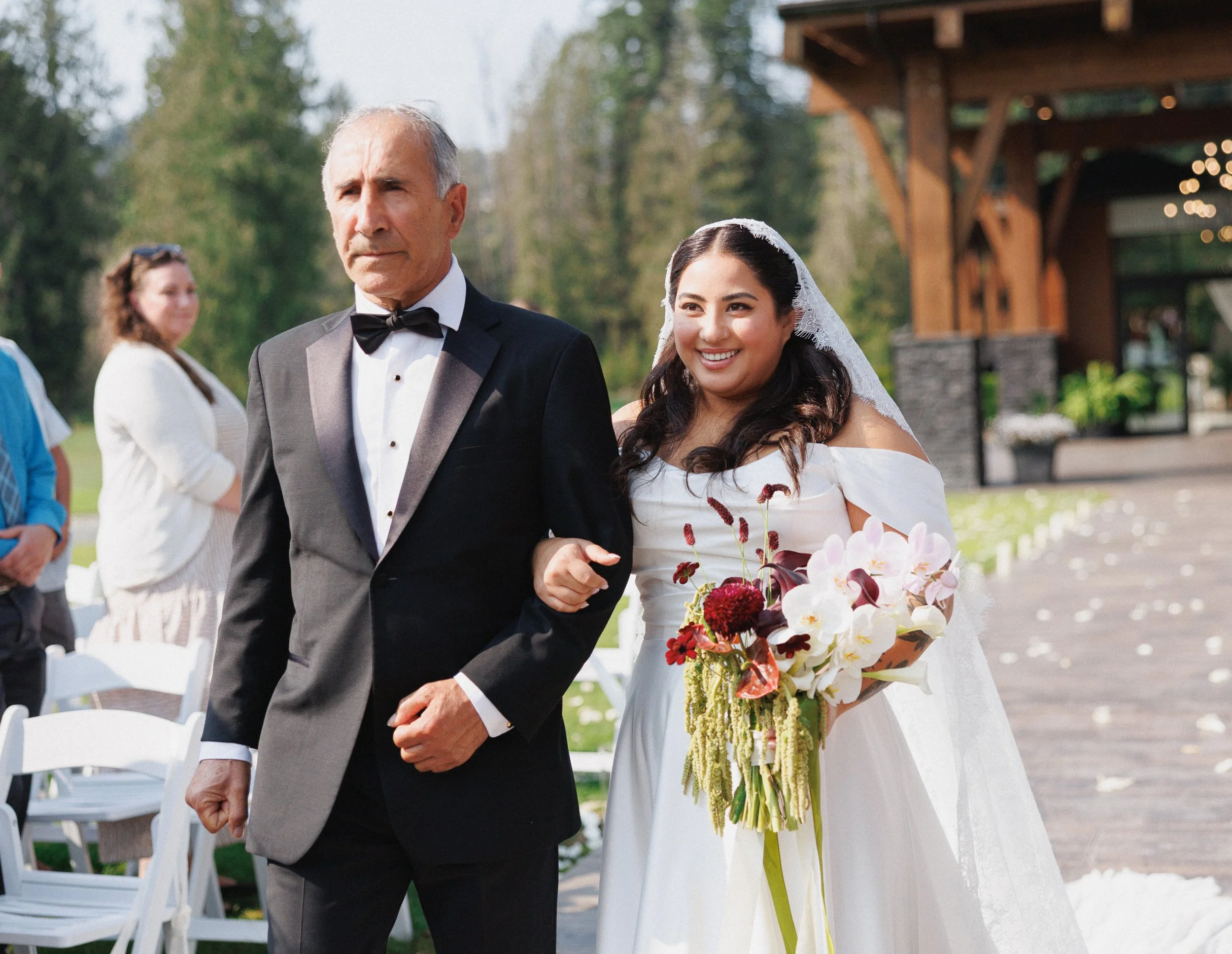 bridlewoods event center wedding photographer chilliwack-15.jpg