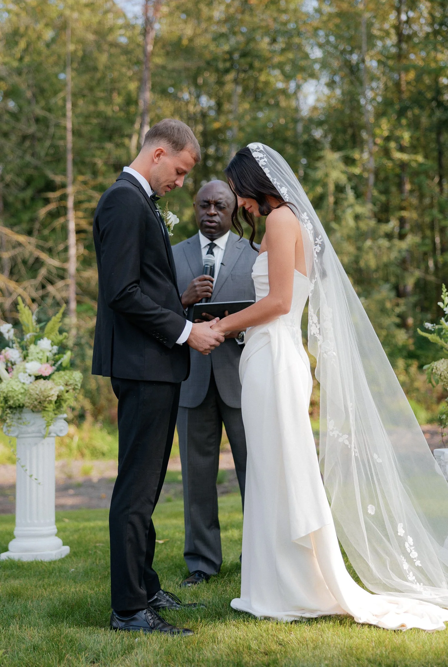 Modern Luxury Backyard Wedding Langley BC-51.jpg