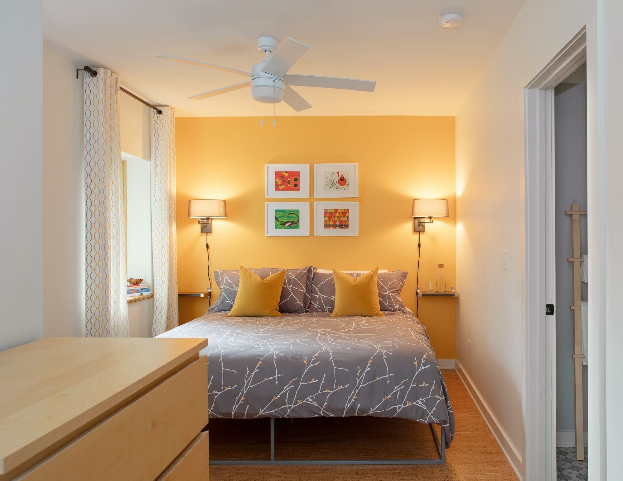 hemlockhideaway_kingsuite2.jpg