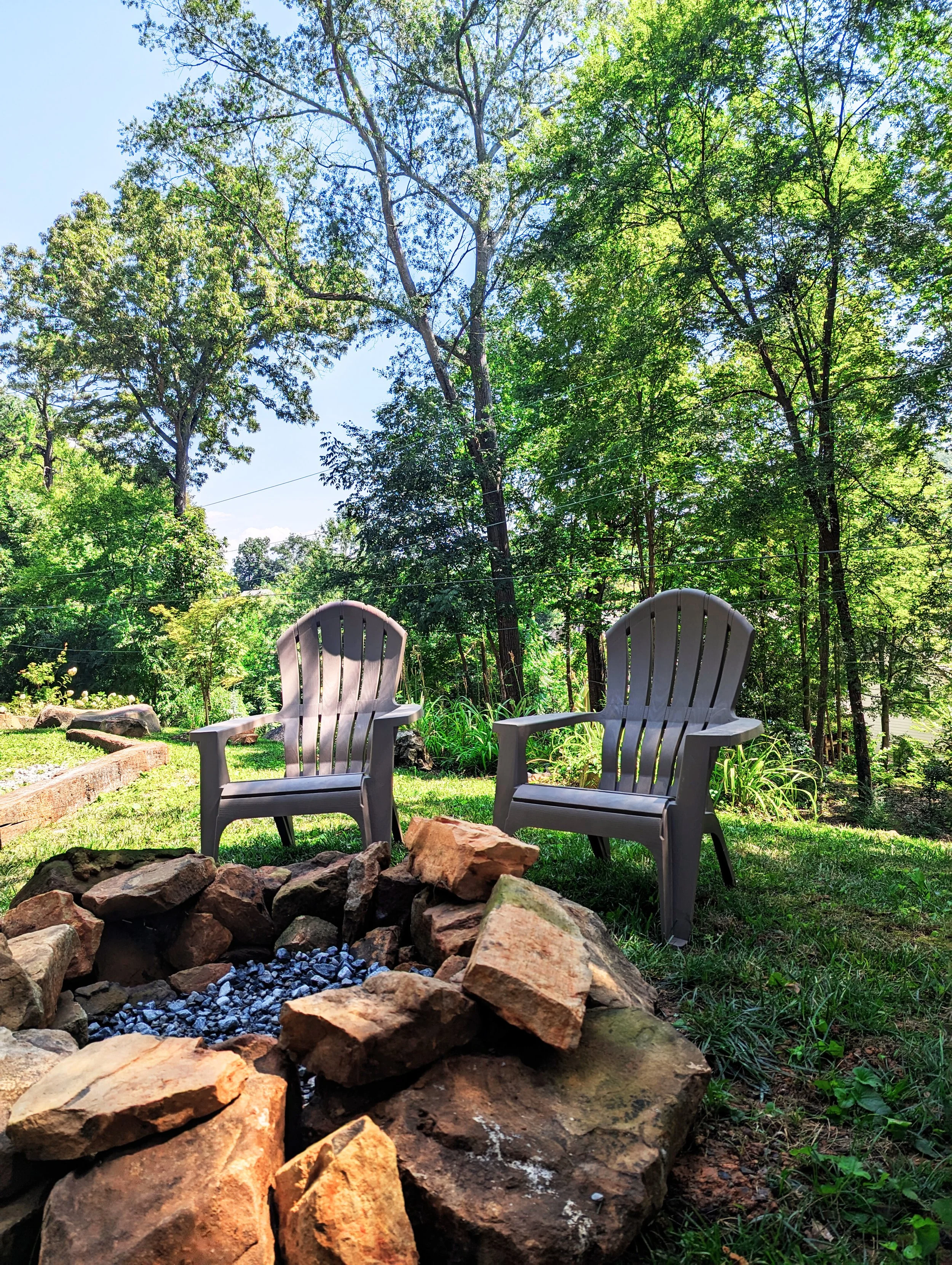 hemlockhideaway_exterior2.jpg