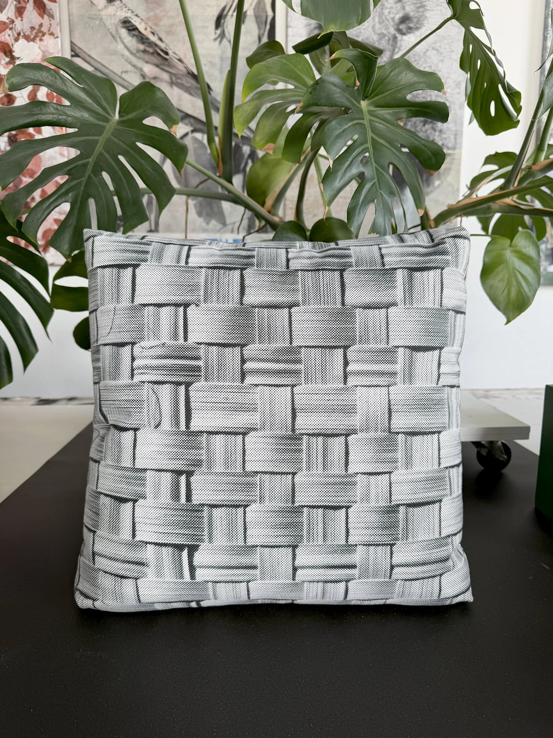 weave cushion.jpg