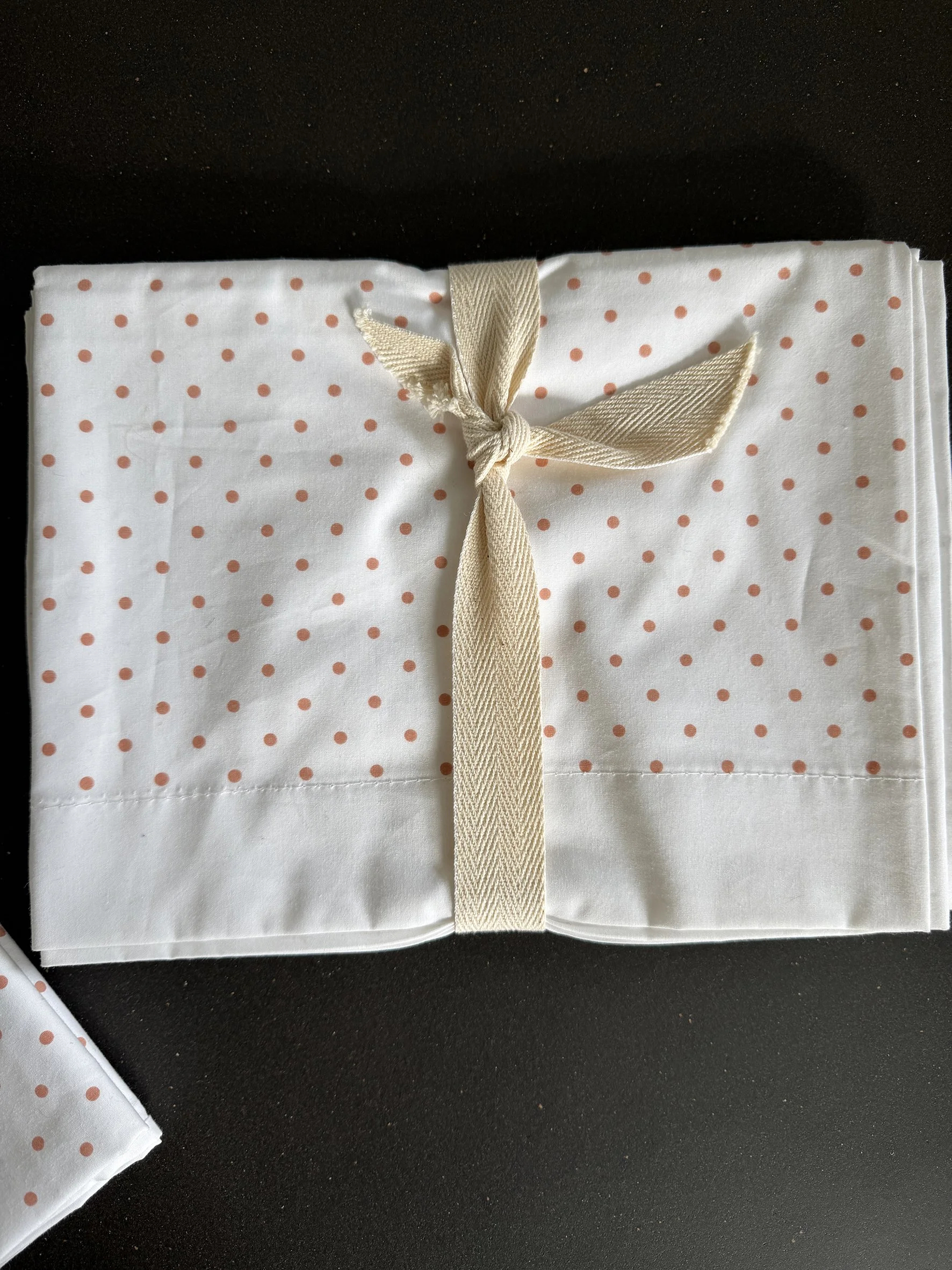 spot pillowcase set 2.jpg
