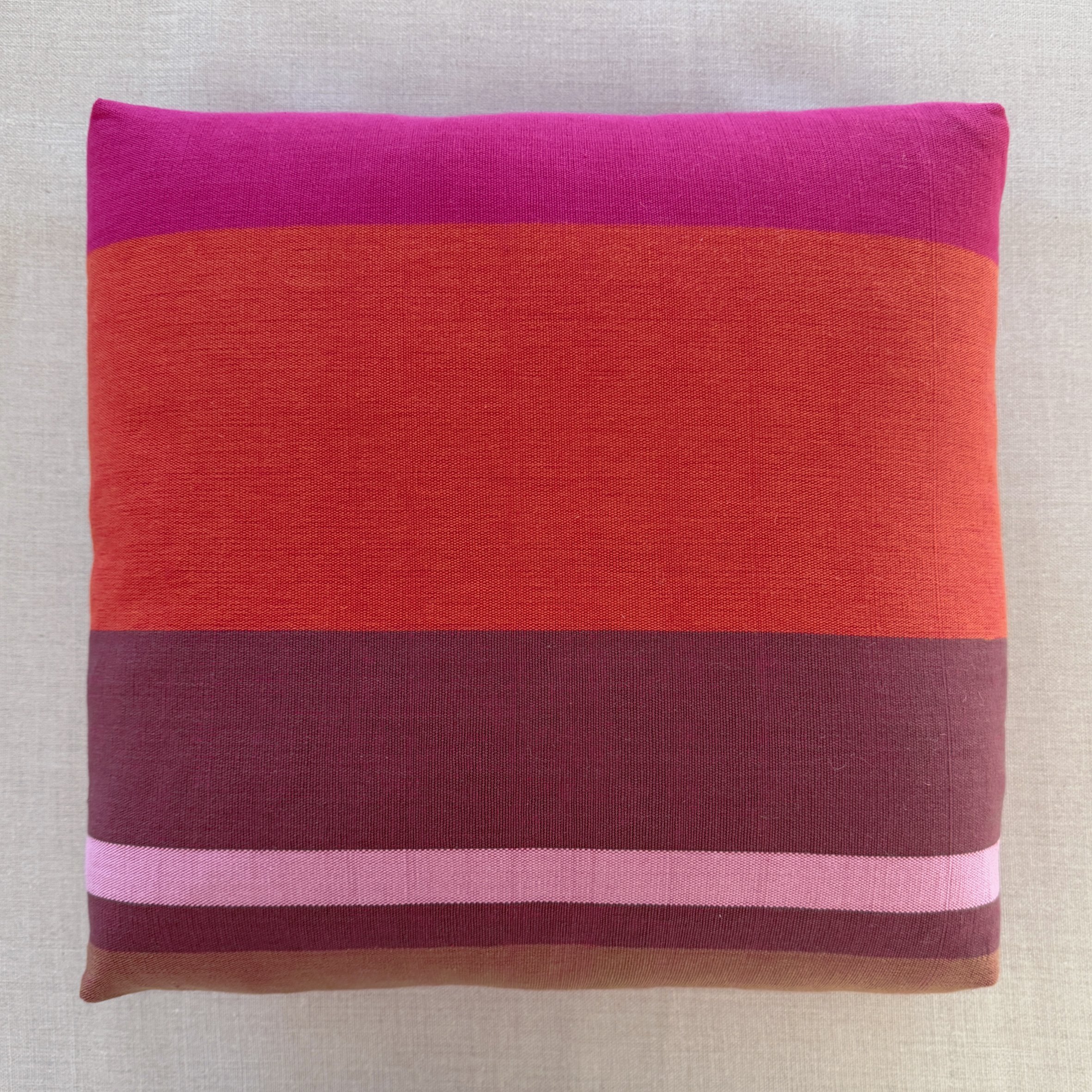 alzarin sq back12.jpg