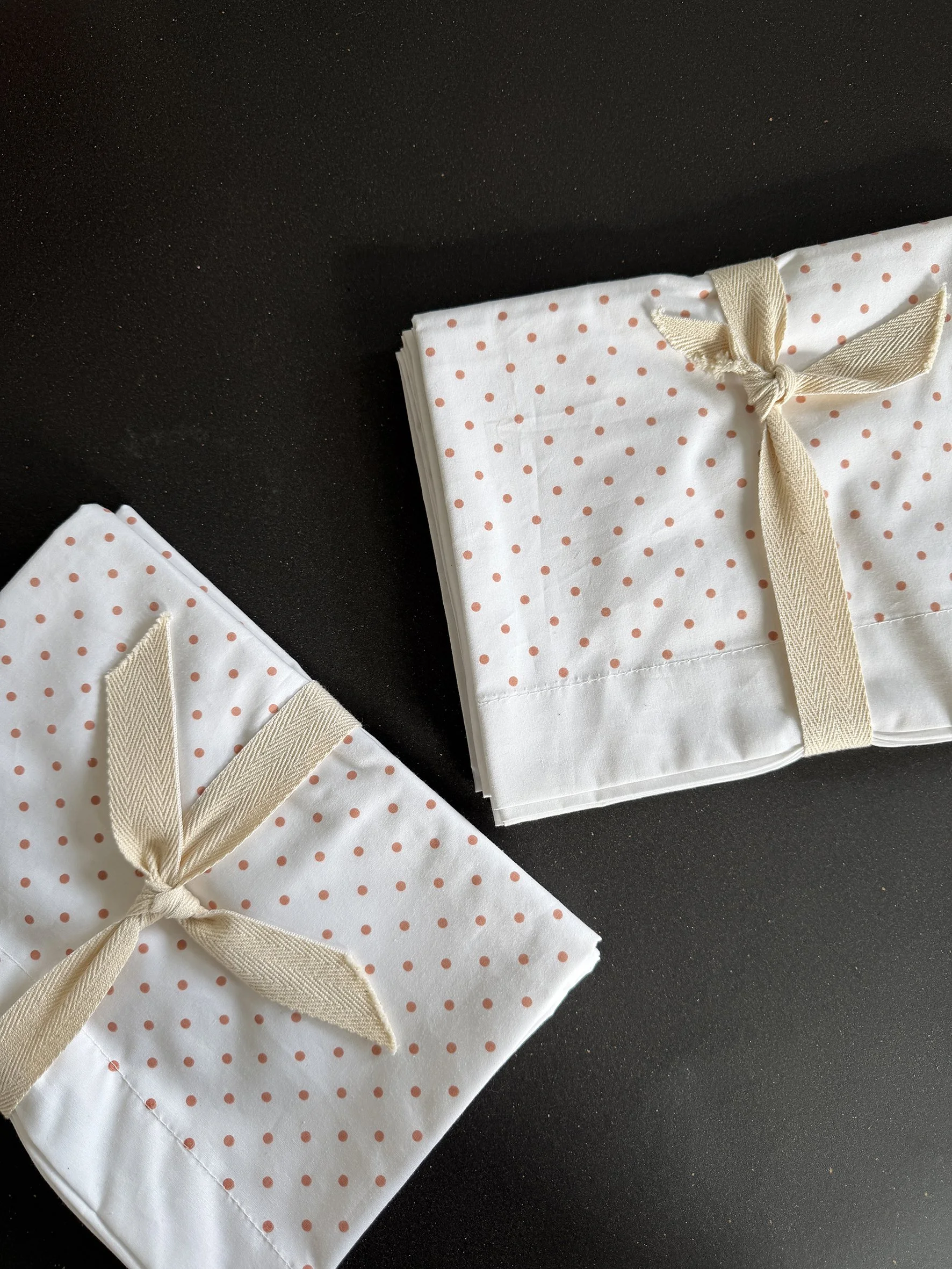 spot pillowcase set.jpg