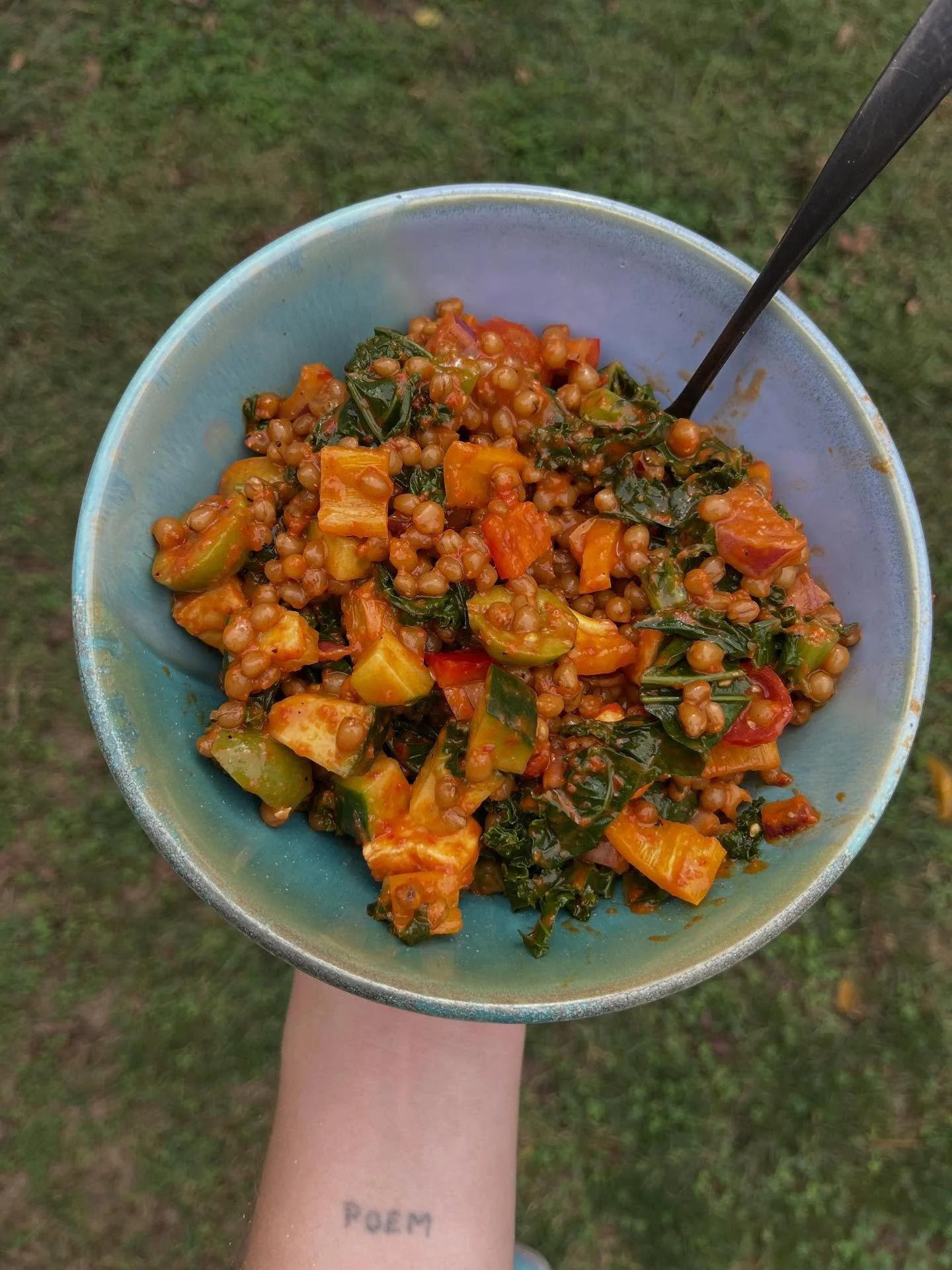 Recipe of the week! Roasted Red Pepper Grain Salad! Made with hearty soaked whole grains, a tangy roasted red pepper sauce, and filled with olives and other veggies, this salad is great as a side or add a protein for a power packed bowl! Subscribe fo