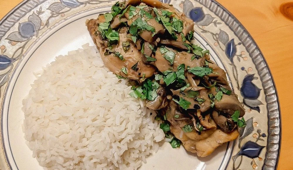 Abby Schweber shared 3 recipes to celebrate Vietnamese Tet. Subscribe to our weekly newsletter to get them! 

#lovevamarkets #farmersmarket #harrisonburgva #shoplocal #freshproduce