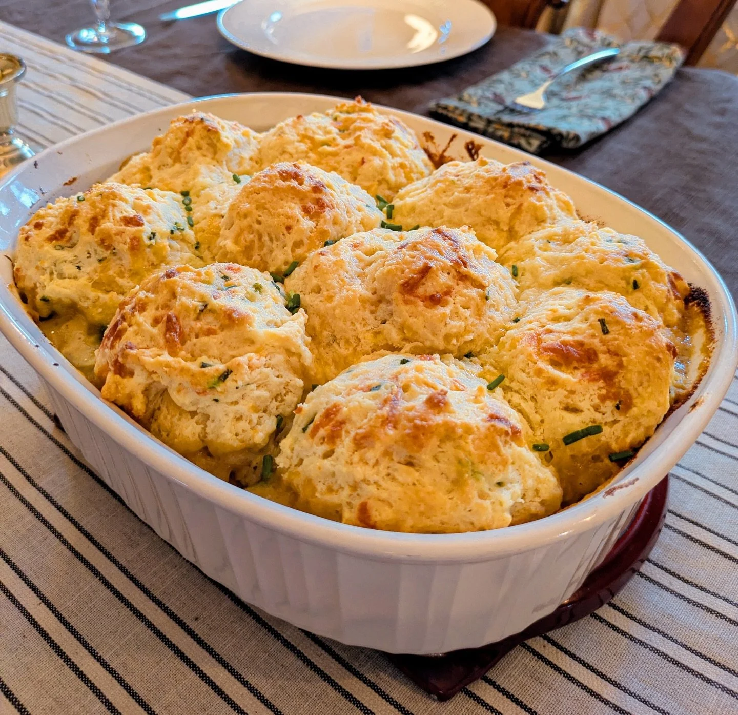 St. Patrick&rsquo;s Day Pot Pie! Cozy, golden, and packed with all the hearty goodness you need to celebrate throughout the whole week! Want this delicious recipe? Subscribe to our newsletter via the link in our bio! 🍀

#lovevamarkets #farmersmarket