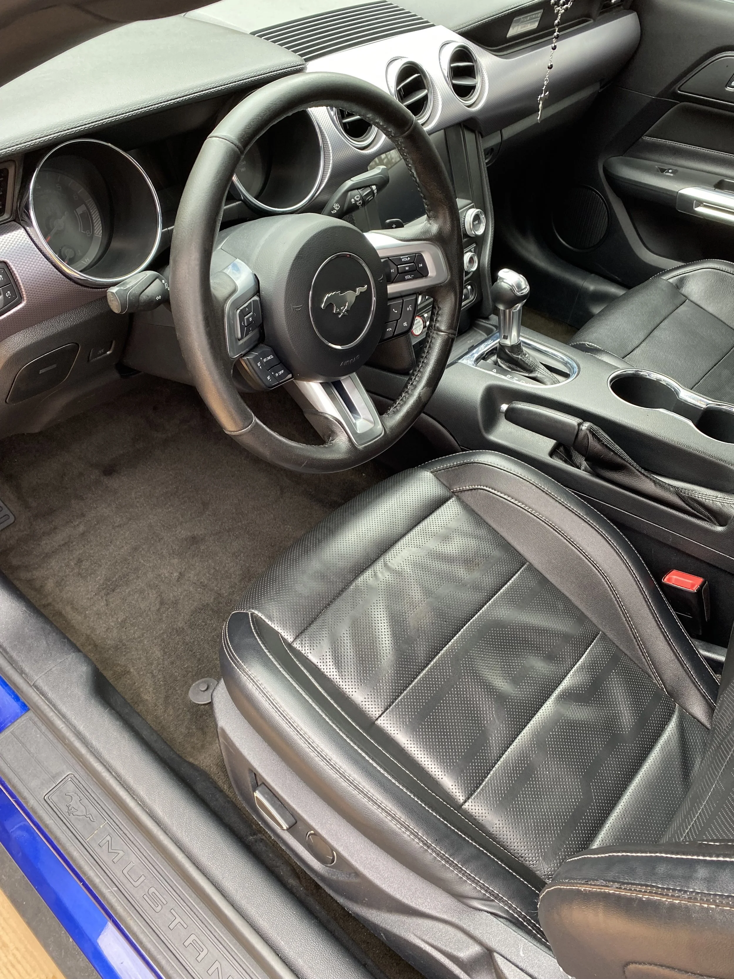 Detaling near me.jpg