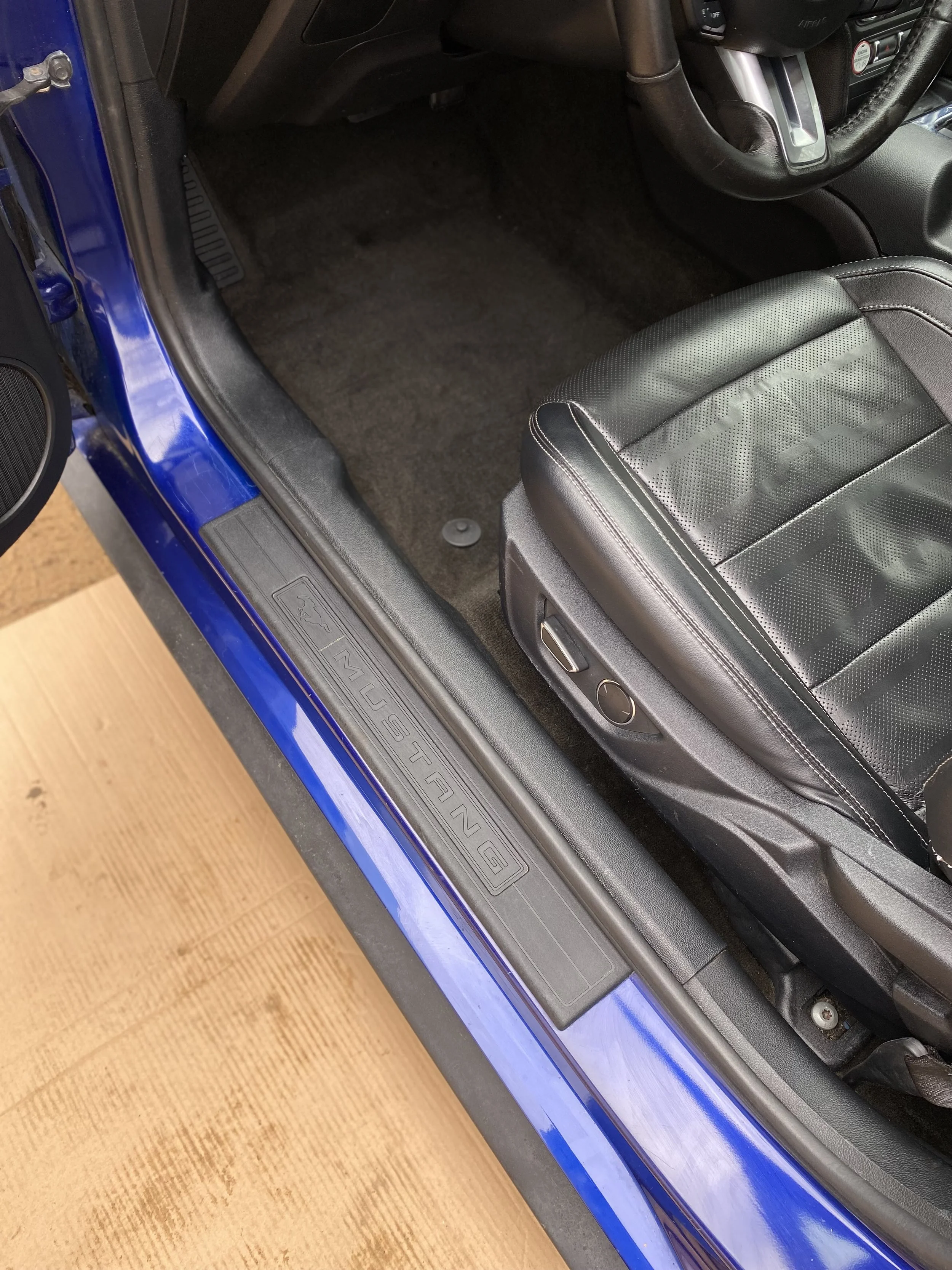 Auto Detailing near me.jpg