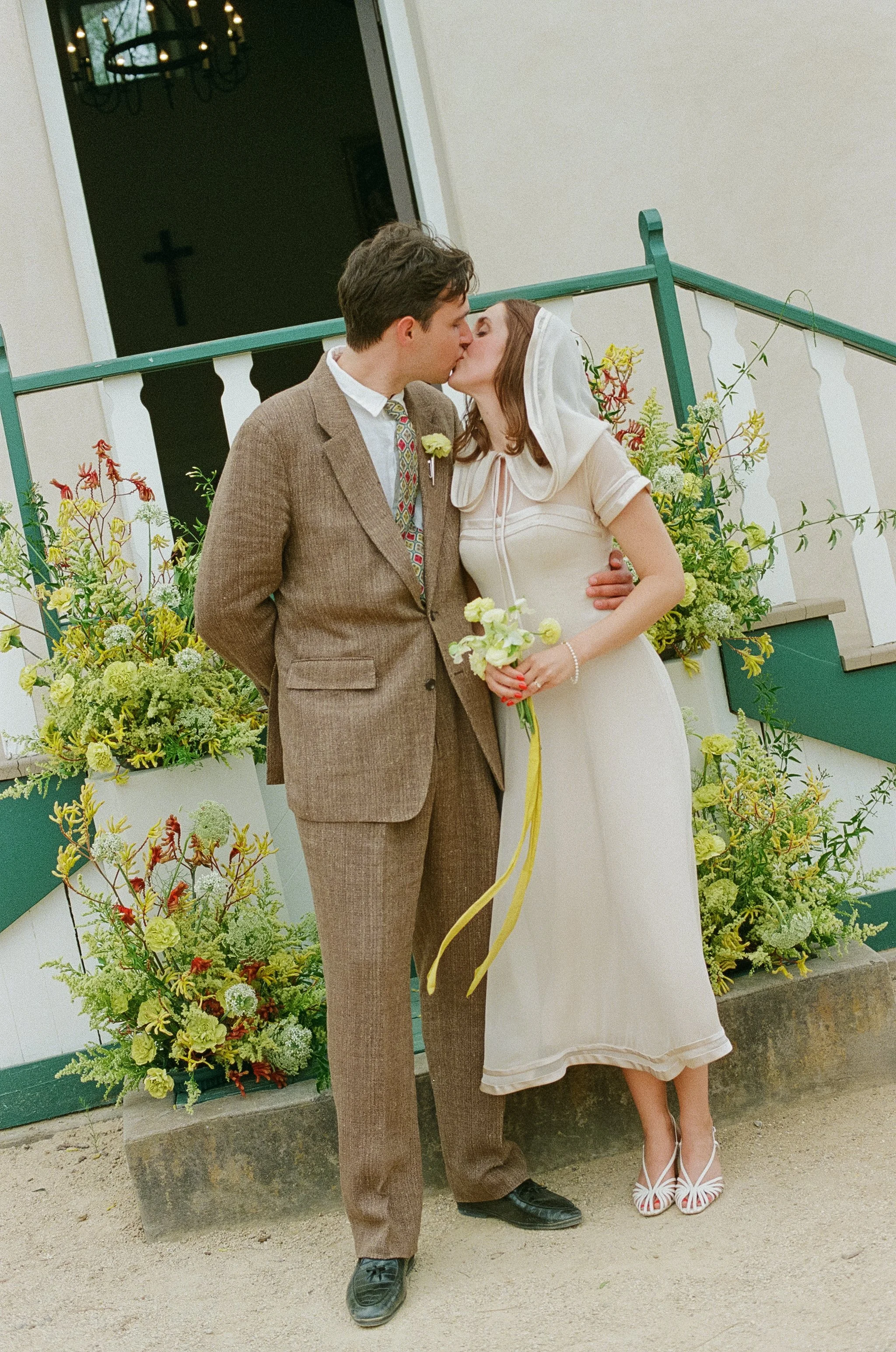tesily&shane_oceansideweddingfilm-129-.jpg