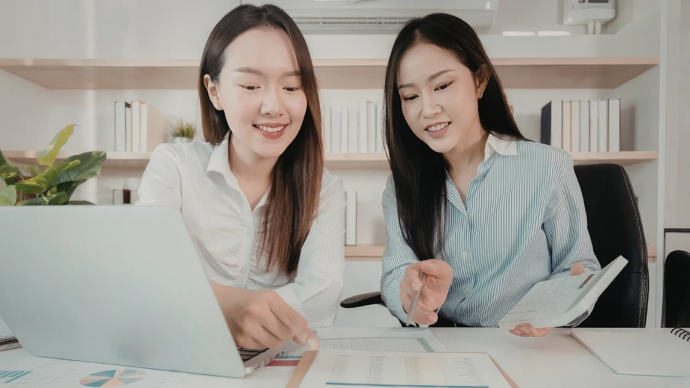 SEO Copywriting vs Sales Copy: What Your Website Needs